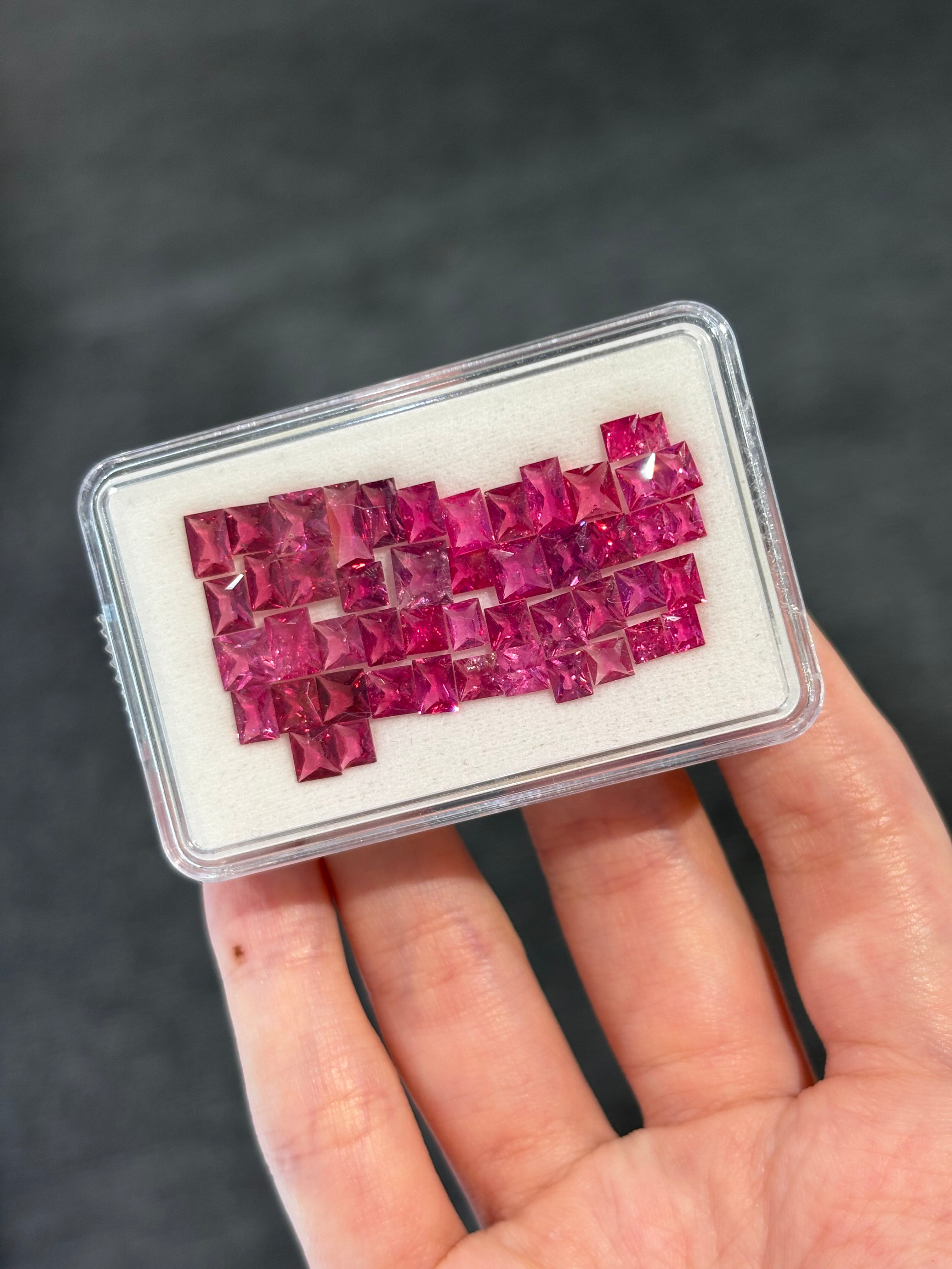 15.50ct Pinkish-Red Spinel Set 48 pcs DXBCS4927