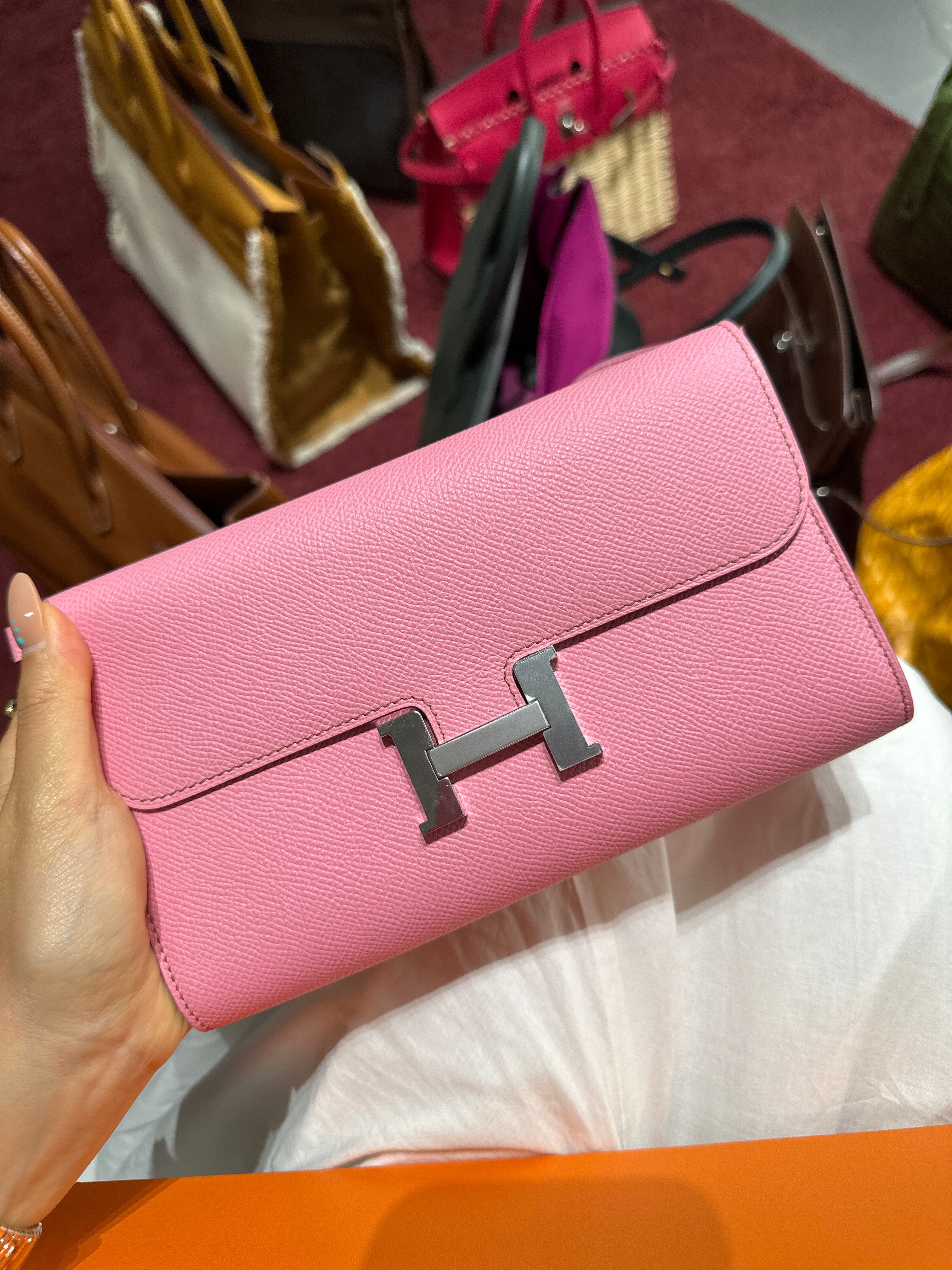 HERMES CONSTANCE TO GO BUBBLEGUM AVCSH2035