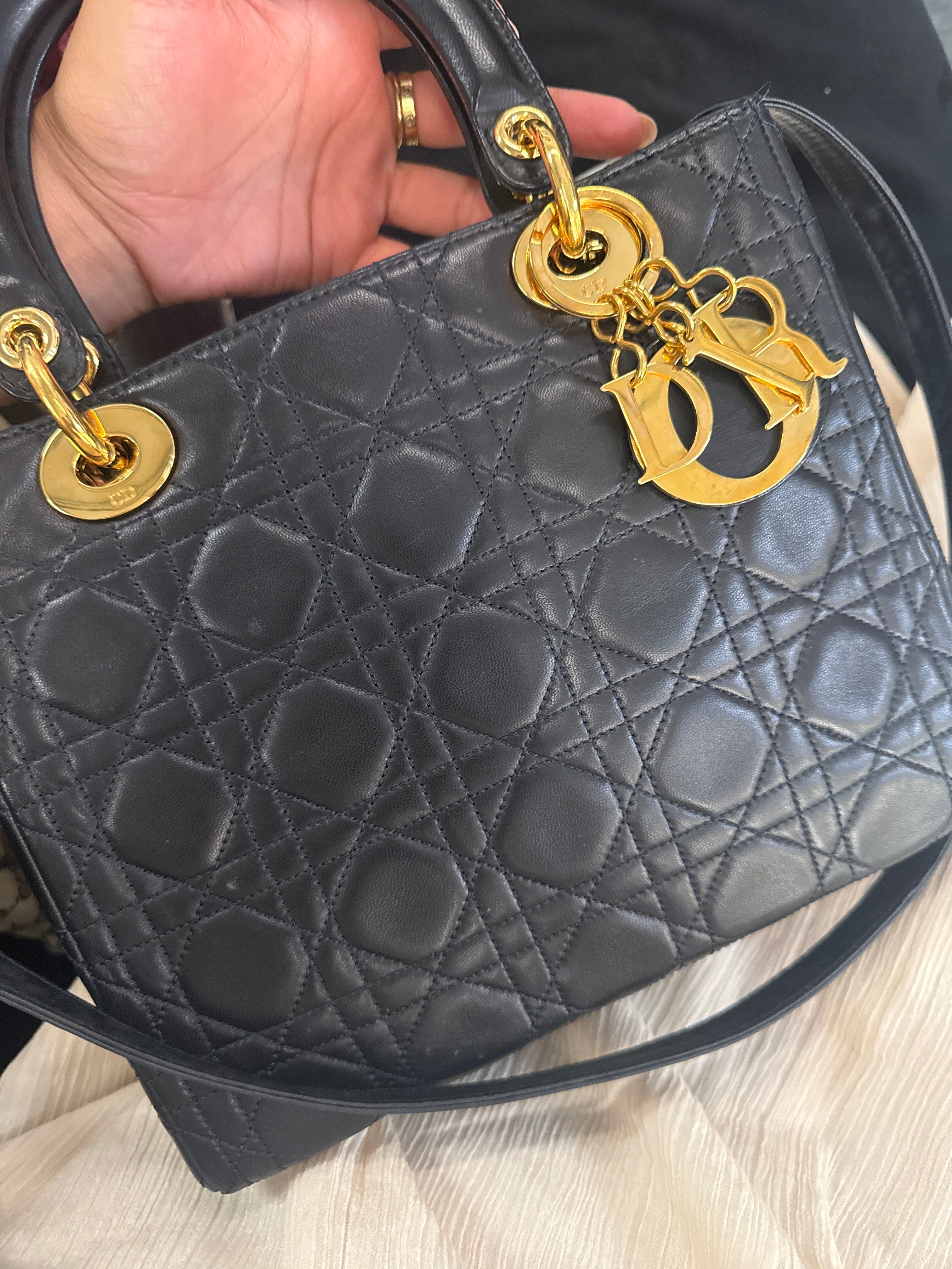Christian Dior Vintage Lady Dior Leather Medium

 ll0gz47d7o
