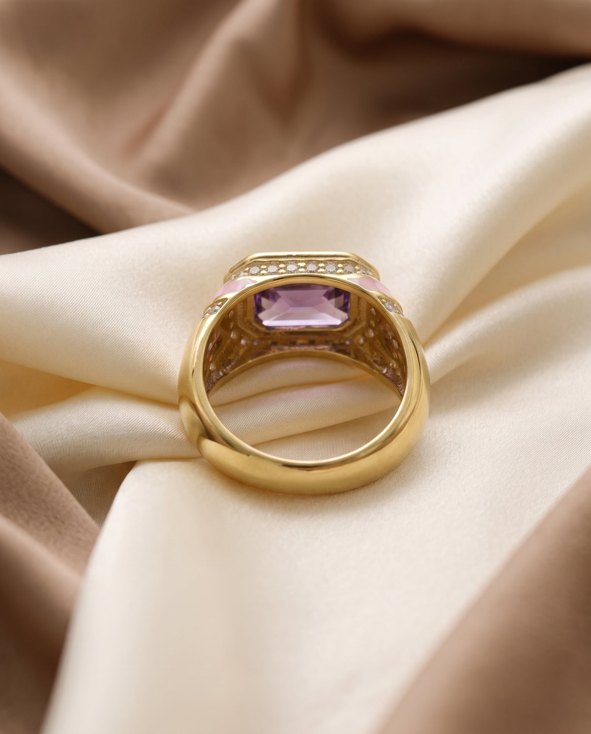 Kyma - 1.64crts Purple Amethyst and 0.4crts Diamonds Emerald Dome Signet Ring HOA002