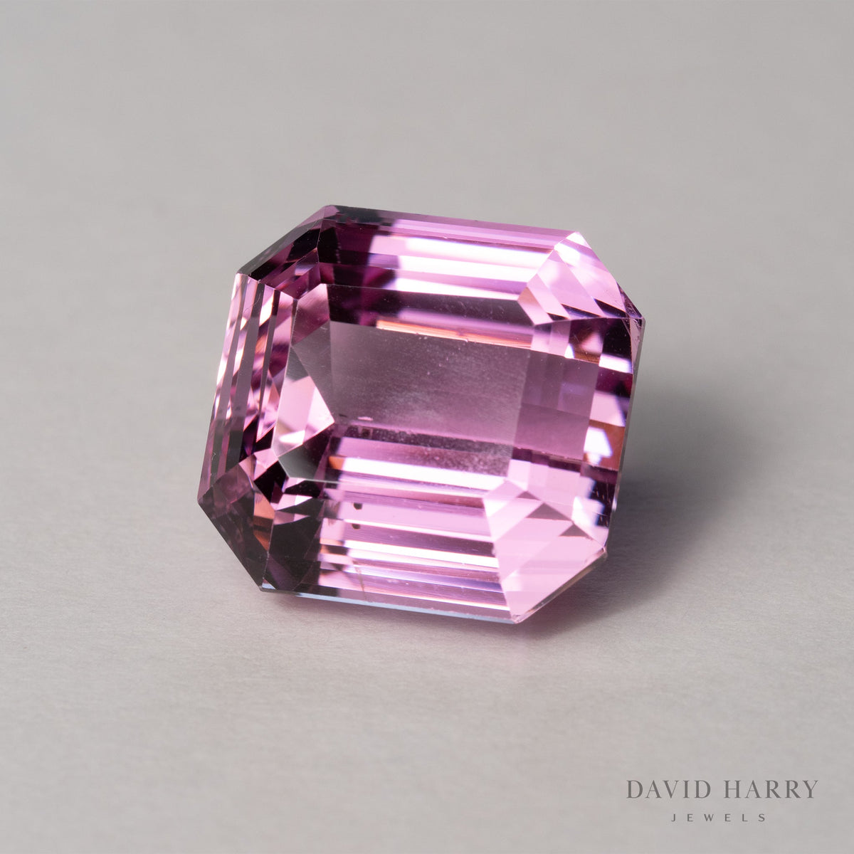 29ct Patroke Kunzite