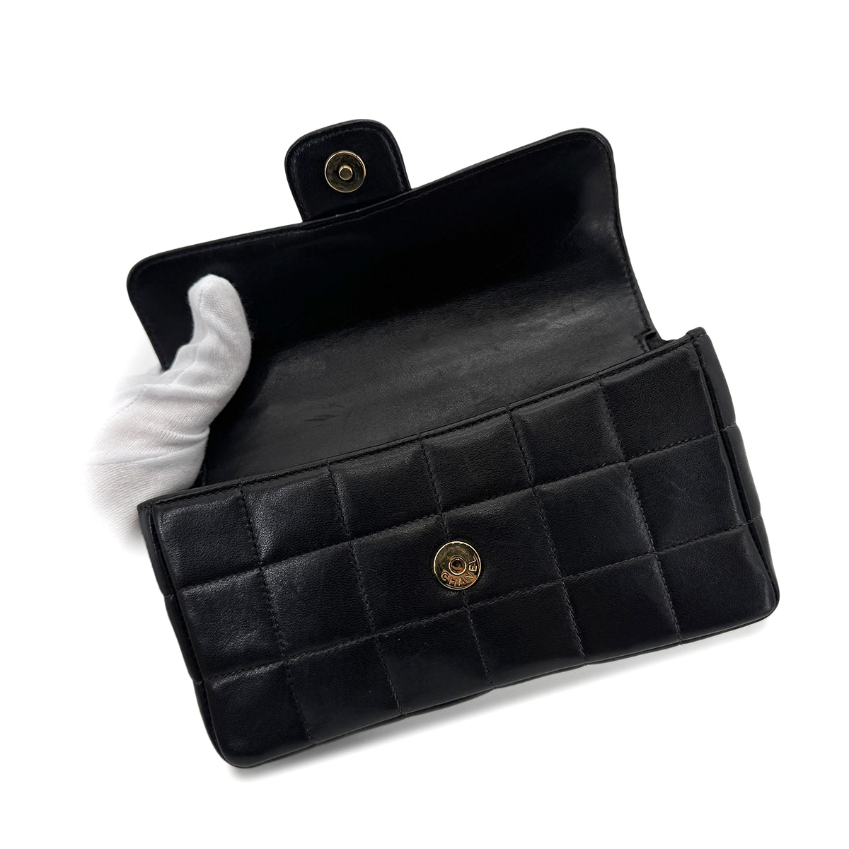 CHANEL VINTAGE MINI CHOCOLATE BAR FLOWER BLACK LAMB SKIN 90197092