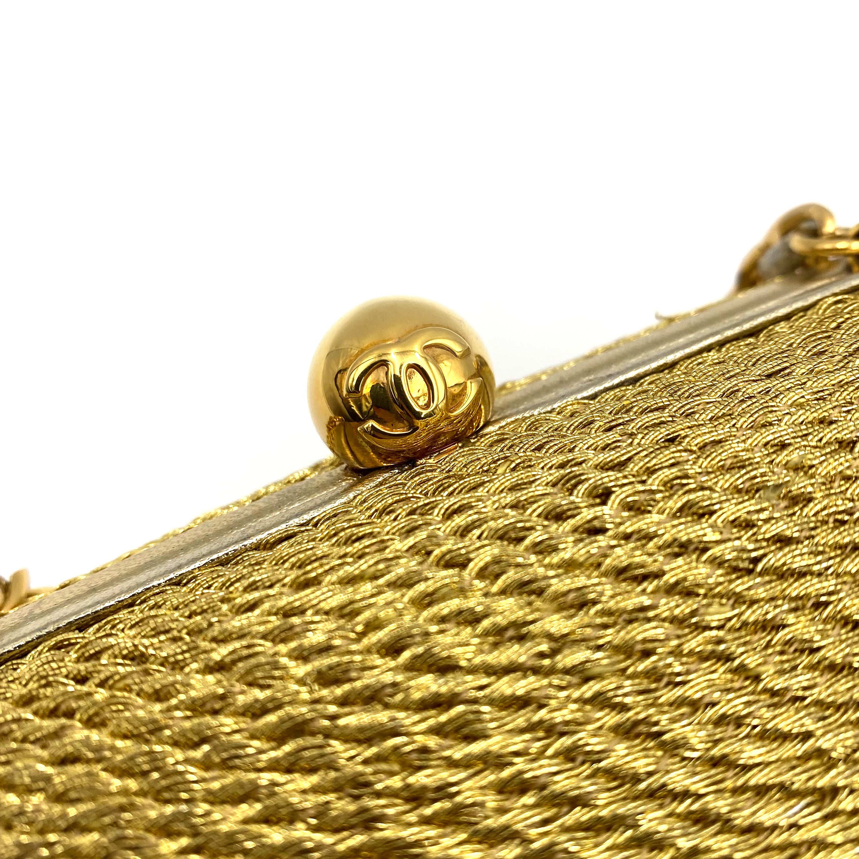 CHANEL VINTAGE PARTY CHAIN HAND SHOULDER BAG GOLD RAFFIA 90230401