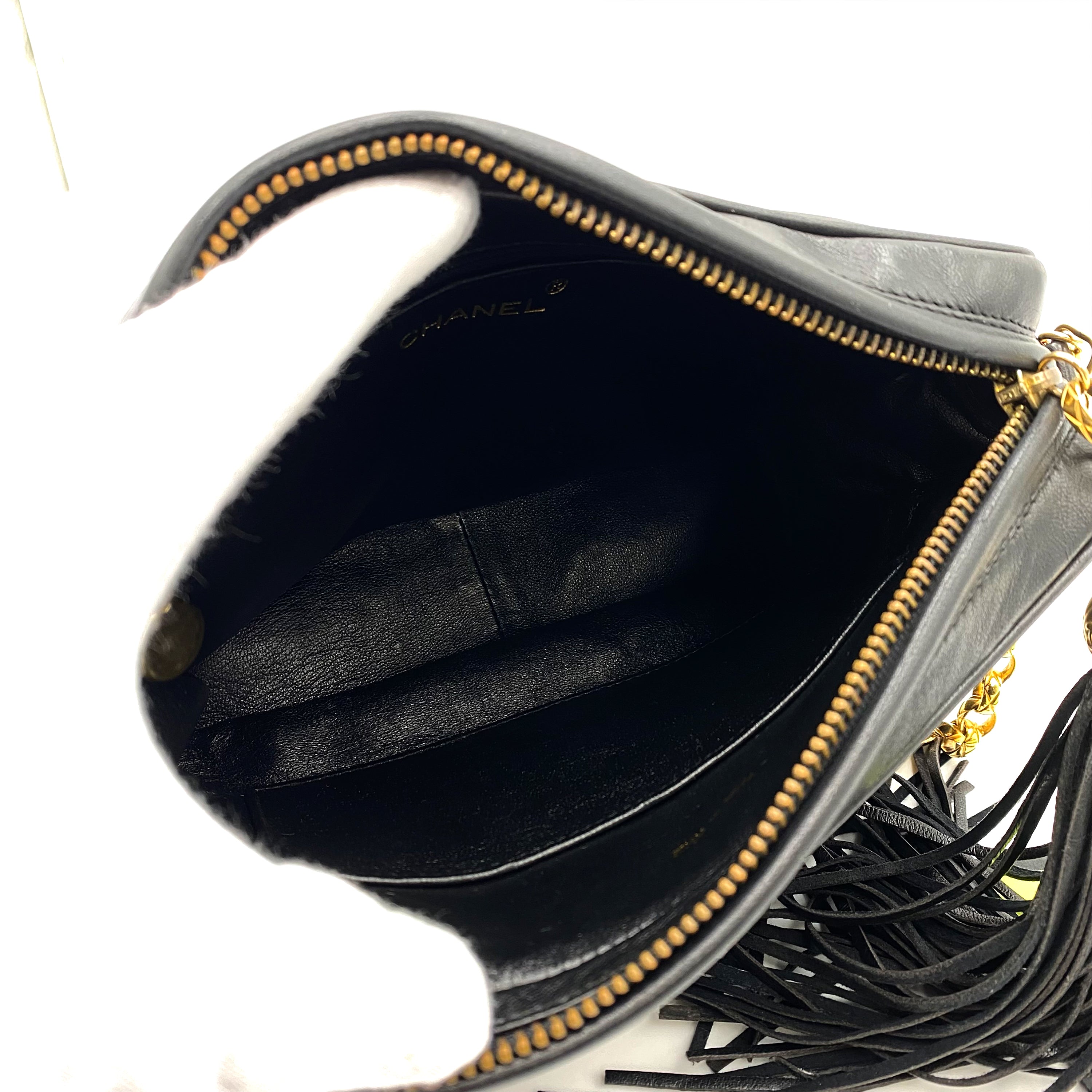 CHANEL VINTAGE CHEVRON FRINGE BIJOU CHAIN SHOULDER BAG BLACK LAMB SKIN 90234737