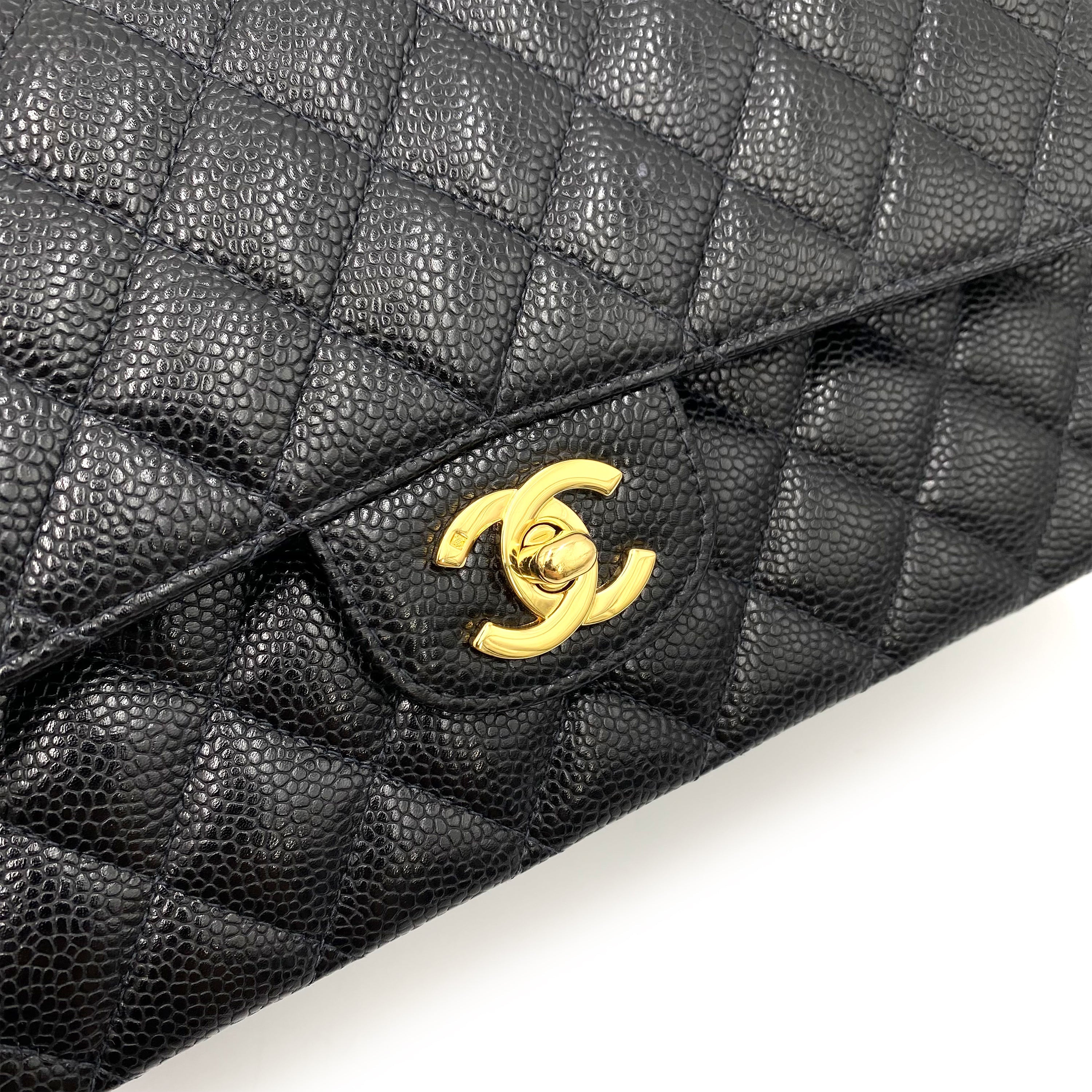 CHANEL CLASSIC FLAP MEDIUM CHAIN SHOULDER BAG BLACK CAVIAR SKIN 90237324