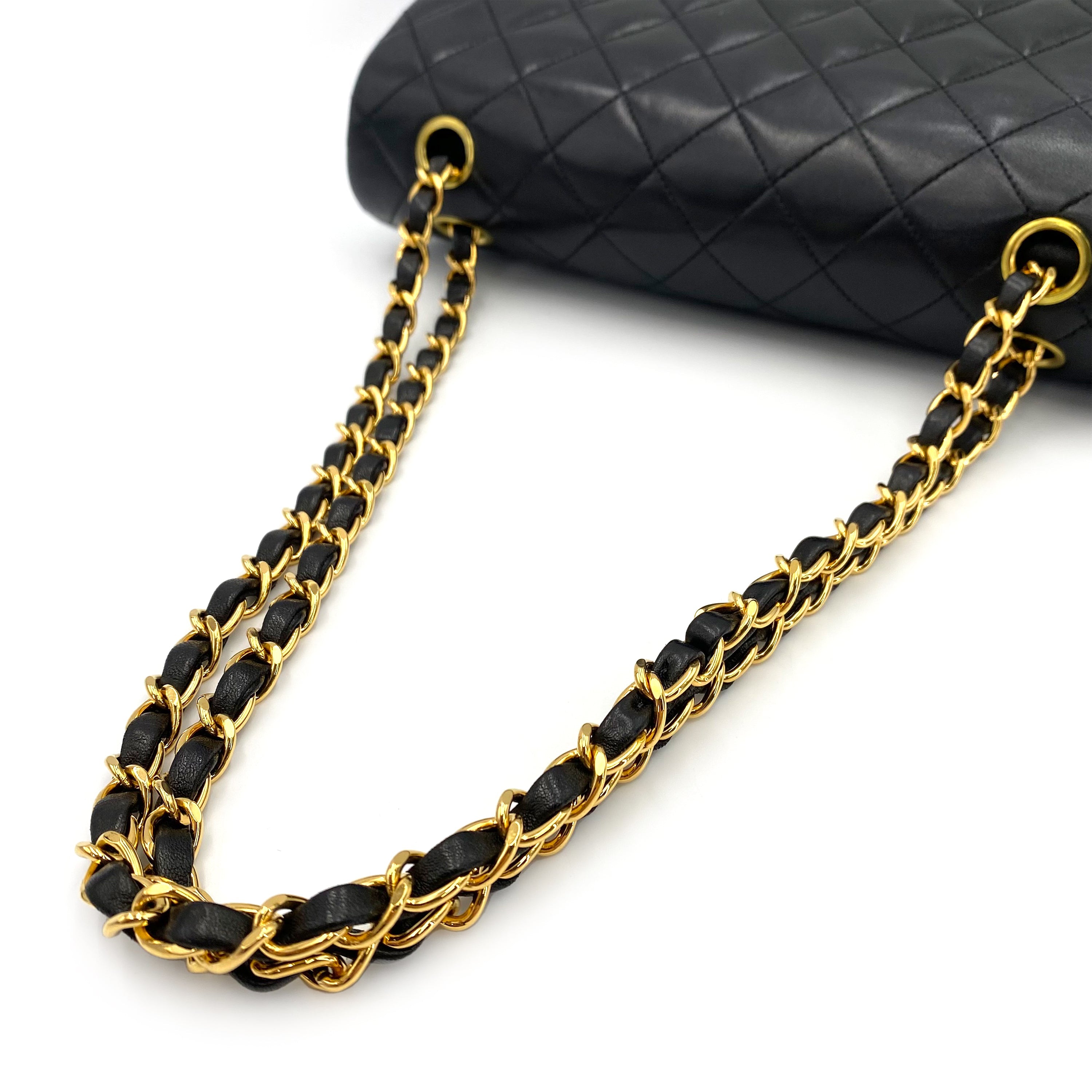 CHANEL VINTAGE CLASSIC FLAP MEDIUM CHAIN SHOULDER BAG BLACK LAMB SKIN 90239411