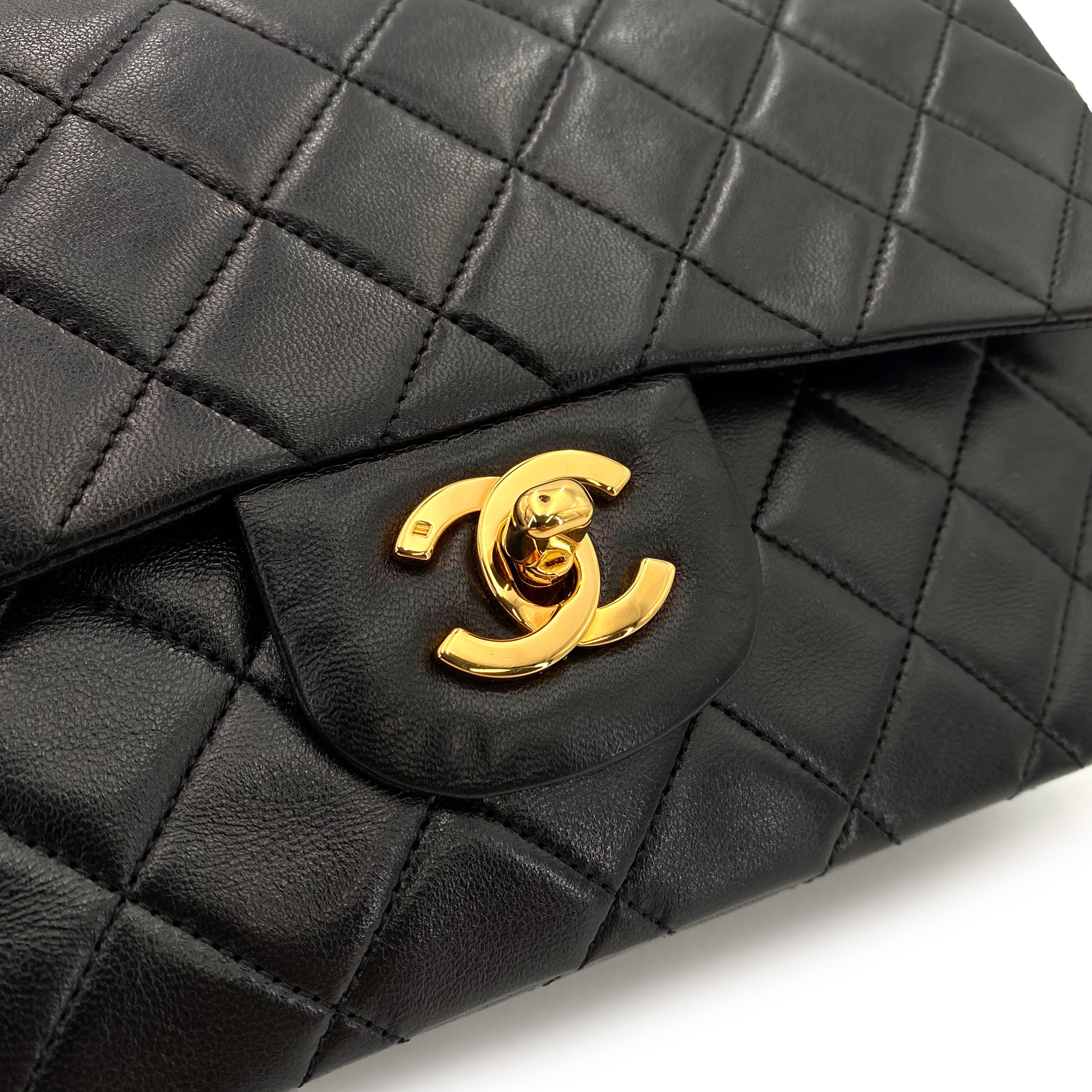 CHANEL VINTAGE CLASSIC FLAP SMALL CHAIN SHOULDER BAG BLACK LAMB SKIN 90242338