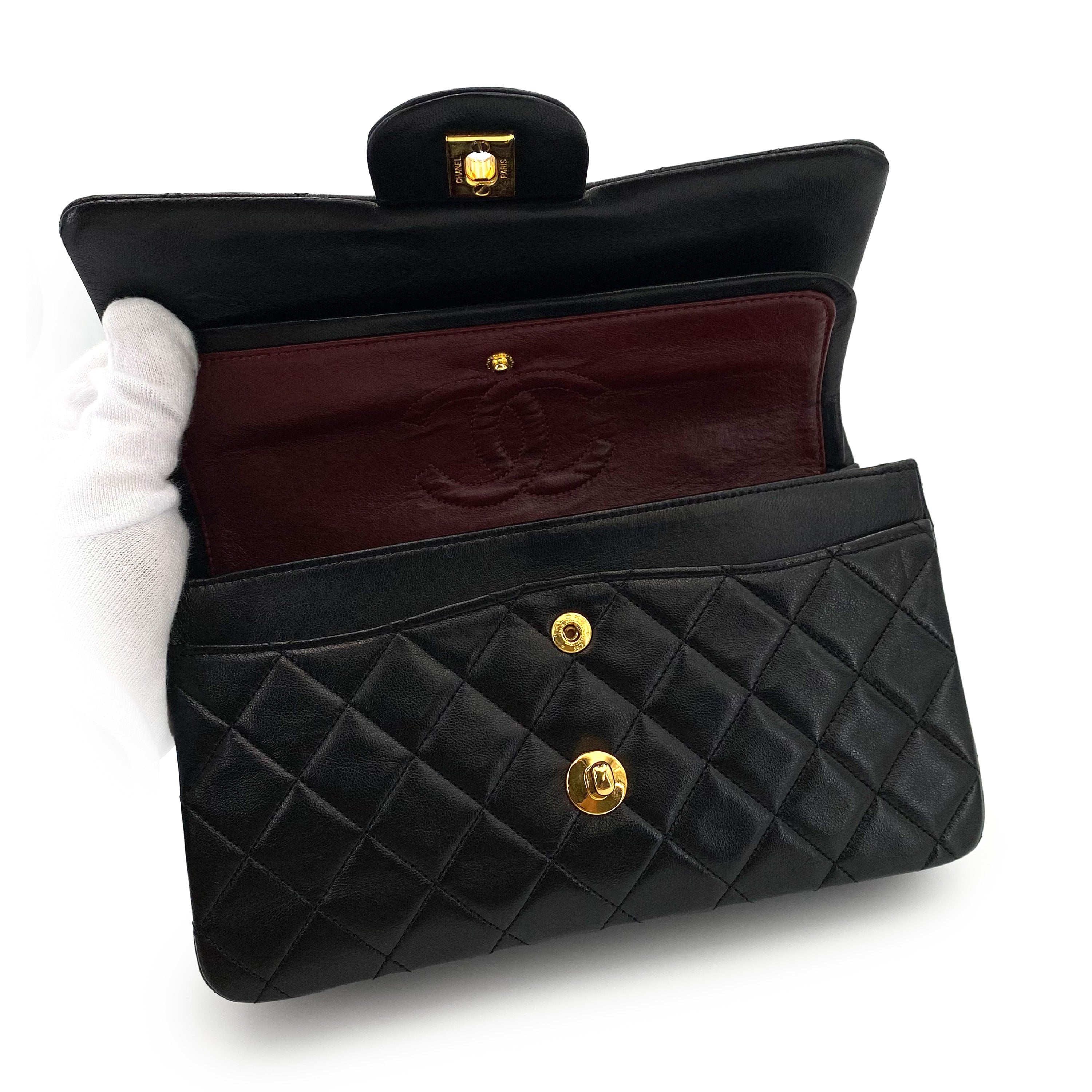 CHANEL VINTAGE CLASSIC FLAP SMALL CHAIN SHOULDER BAG BLACK LAMB SKIN 90242338