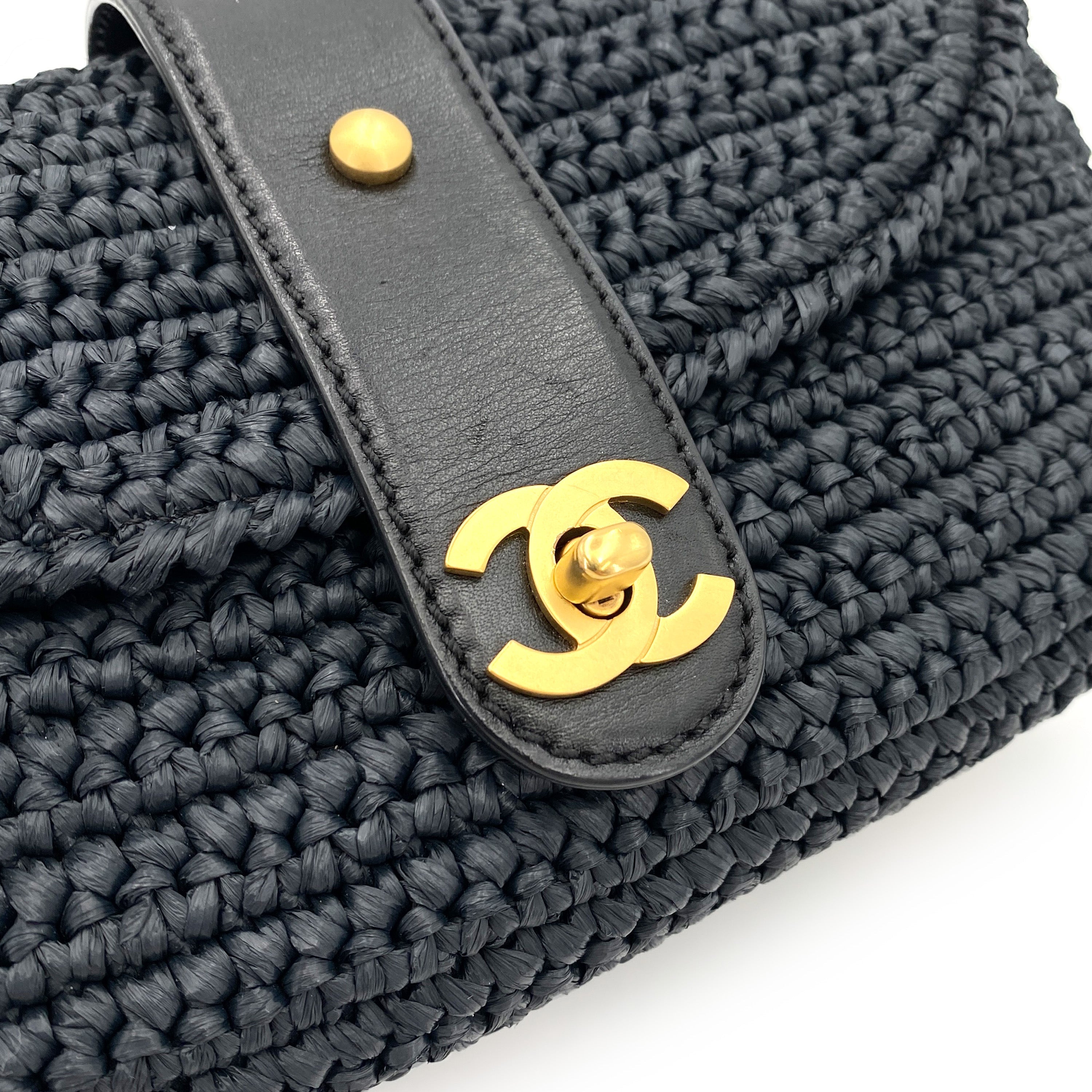 CHANEL VINTAGE CHAIN SHOULDER BAG NAVY RAFFIA 90247136