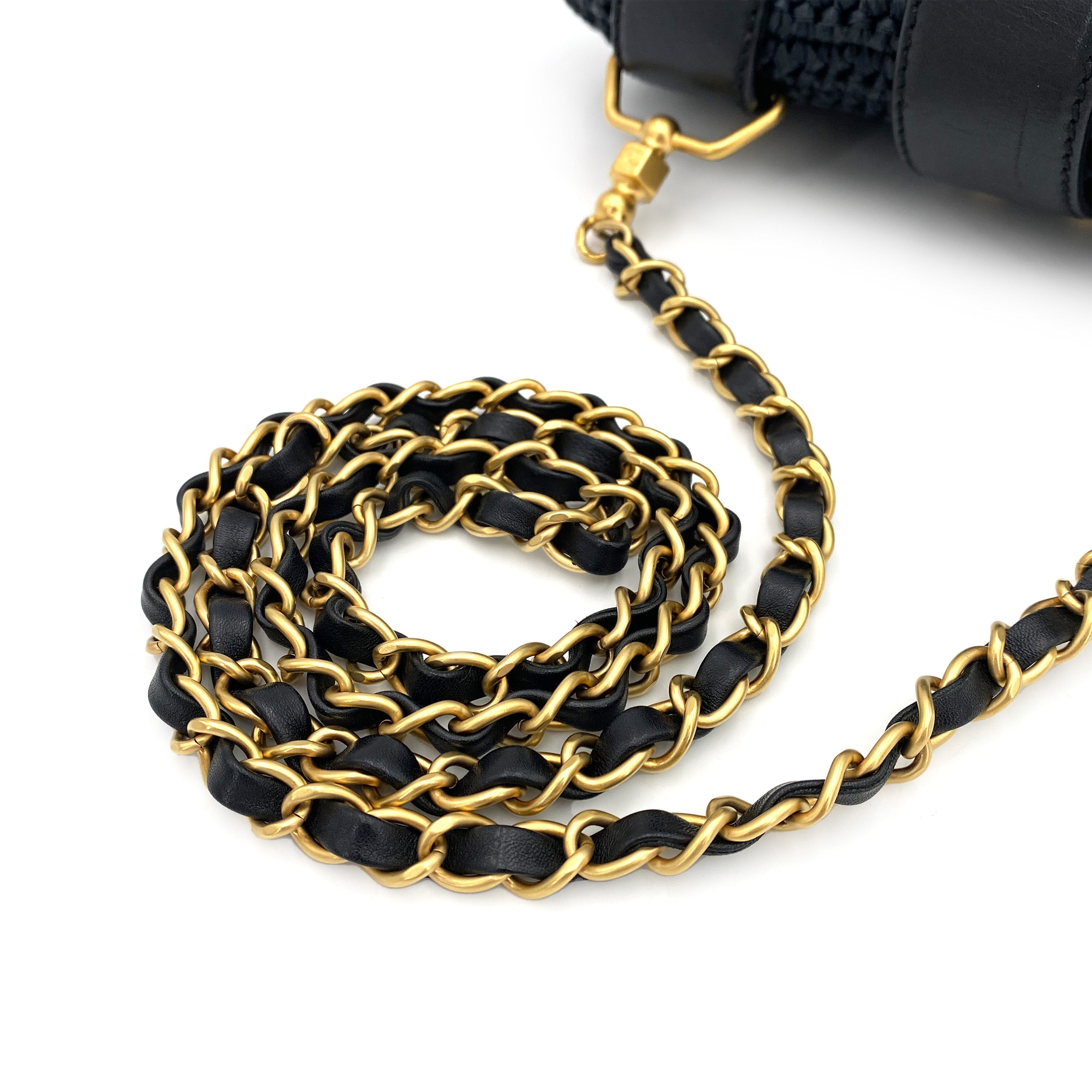 CHANEL VINTAGE CHAIN SHOULDER BAG NAVY RAFFIA 90247136