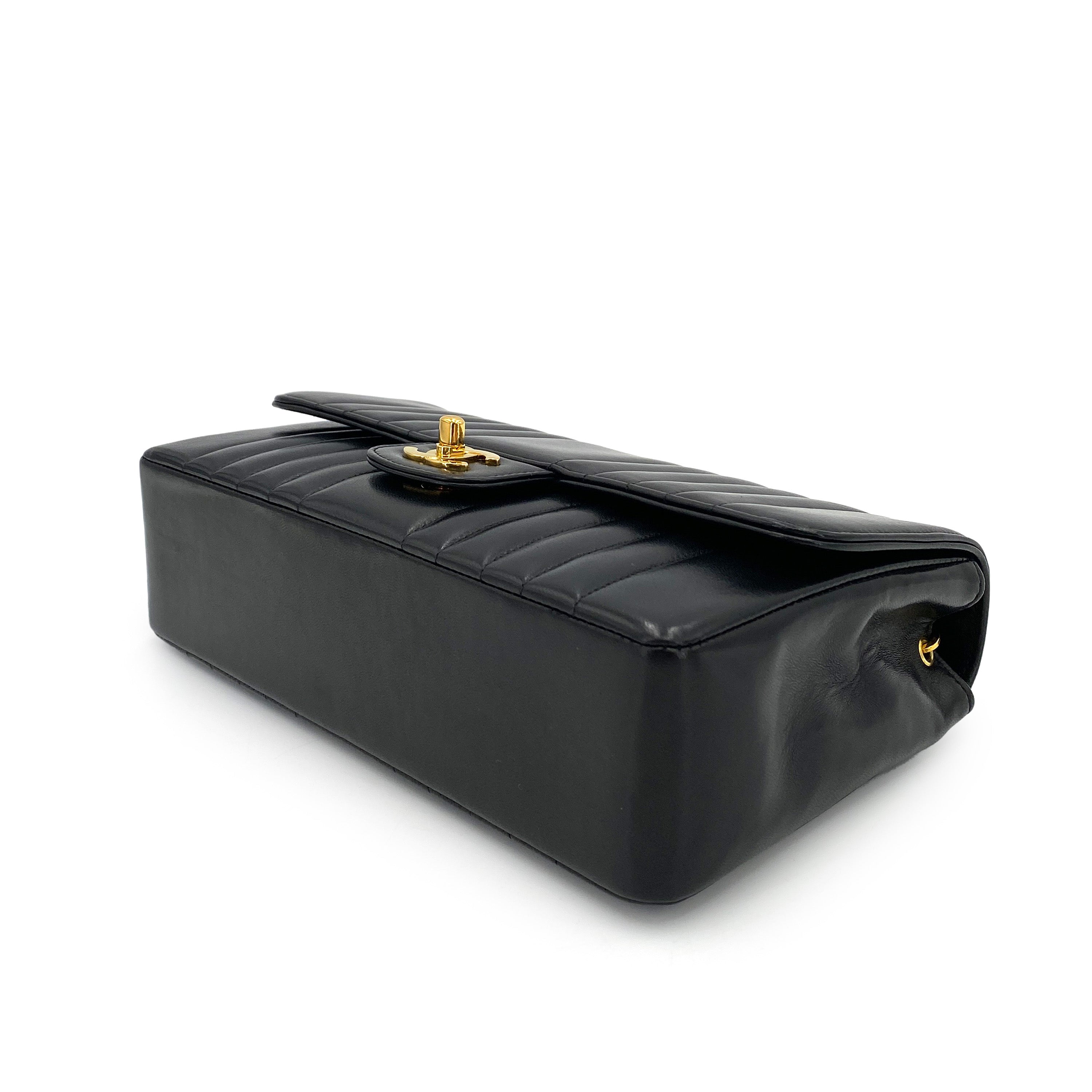 CHANEL VINTAGE MADEMOISELLE CHAIN SHOULDER BAG BLACK LAMB SKIN 90249871