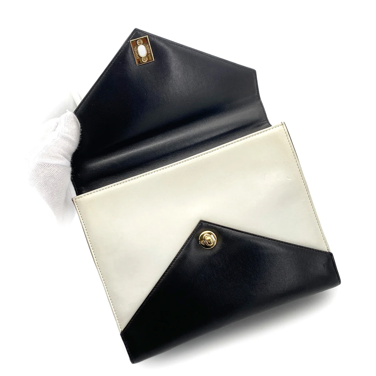 CHANEL VINTAGE CHAIN HAND BAG BLACK WHITE LAMB SKIN 90259891