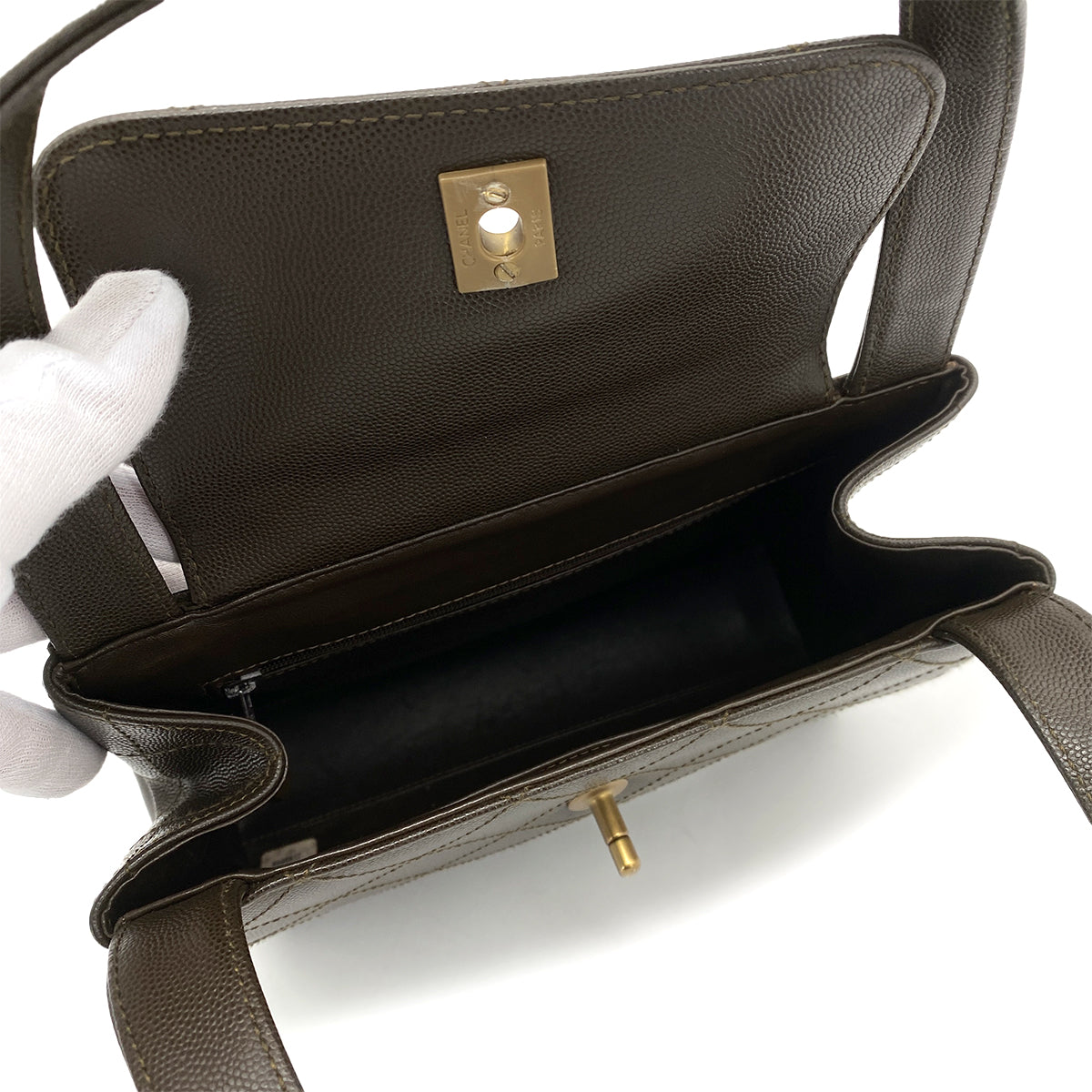 CHANEL VINTAGE HAND BAG KAHKI CAVIAR SKIN 90261829