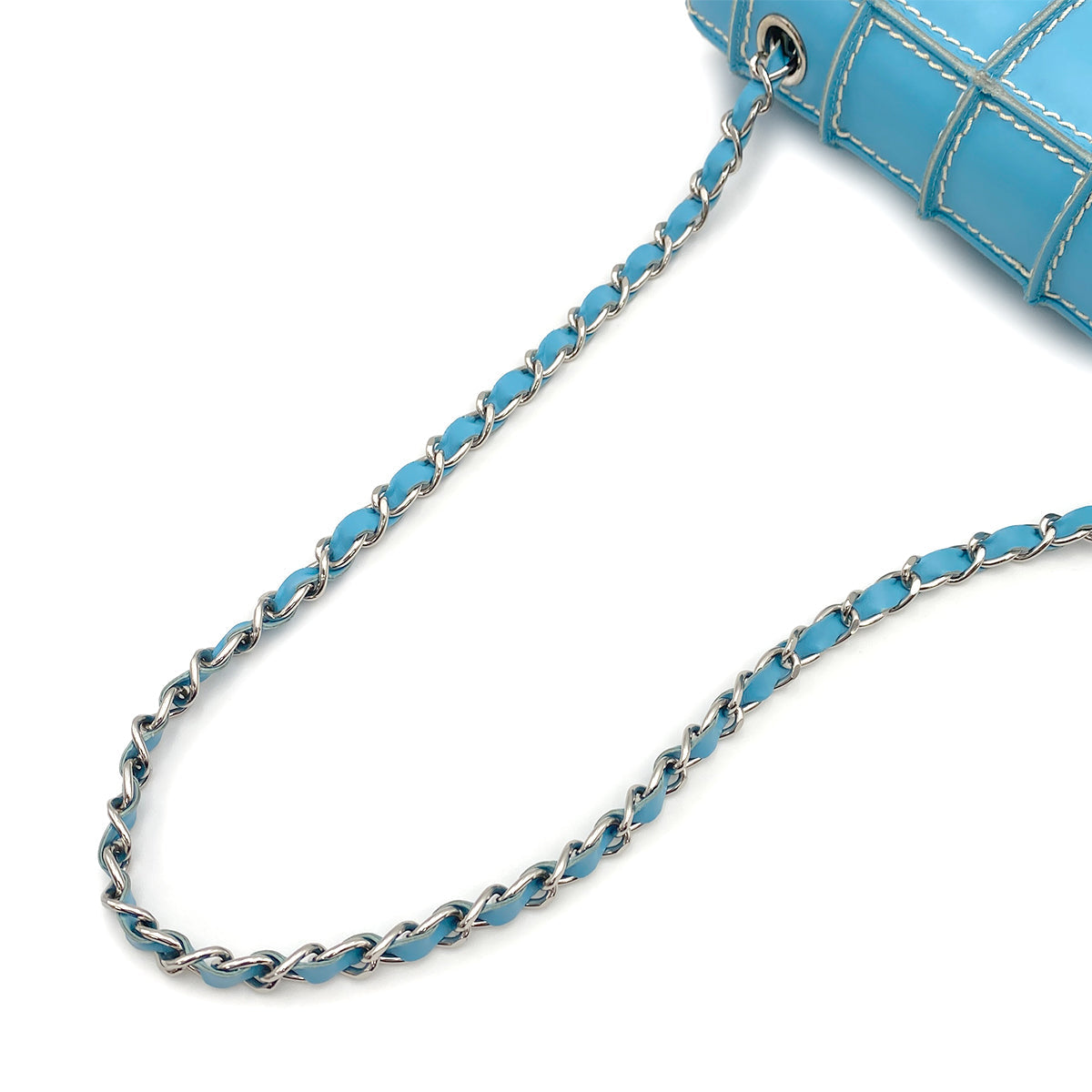 CHANEL VINTAGE CHOCOLATE BAR CHAIN SHOULDER BAG LIGHT BLUE CALF SKIN 90264512