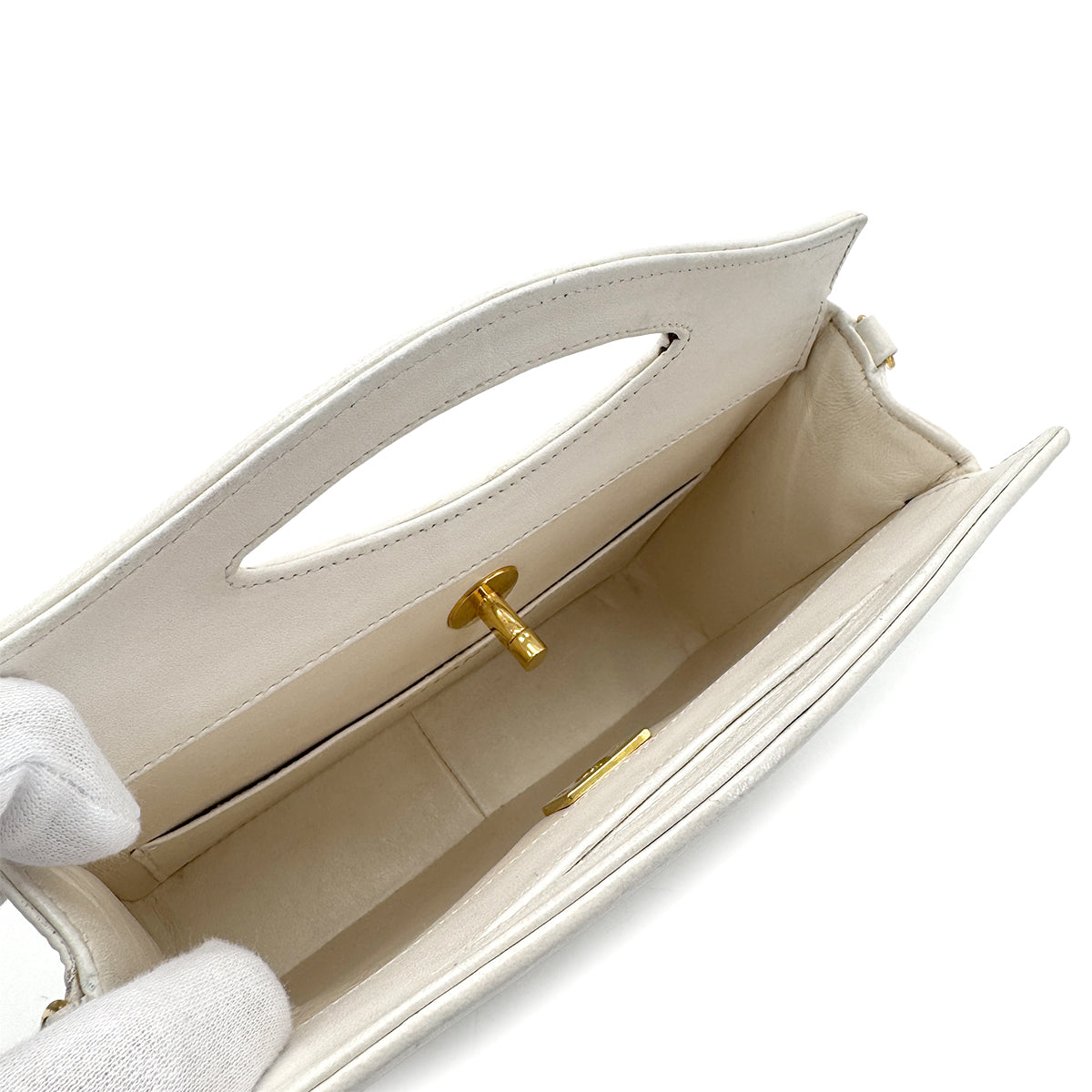 CHANEL VINTAGE 2WAY HAND CHAIN SHOULDER BAG WHITE LAMB SKIN 90273879