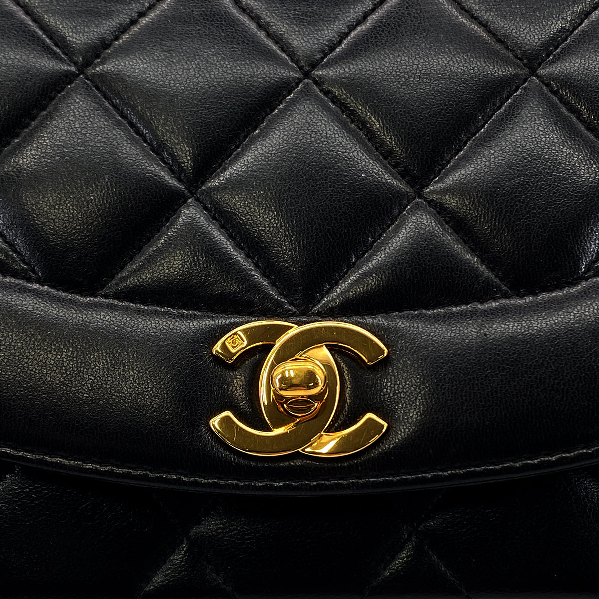 CHANEL VINTAGE DIANA SMALL CHAIN SHOULDER BAG BLACK LAMB SKIN 90282748