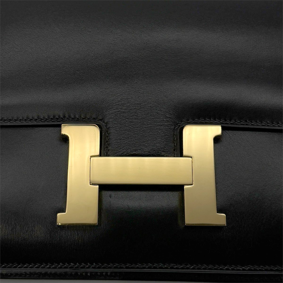 HERMES CONSTANCE 23 BLACK BOXCALF SHOULDER BAG 〇U GHW 90296452