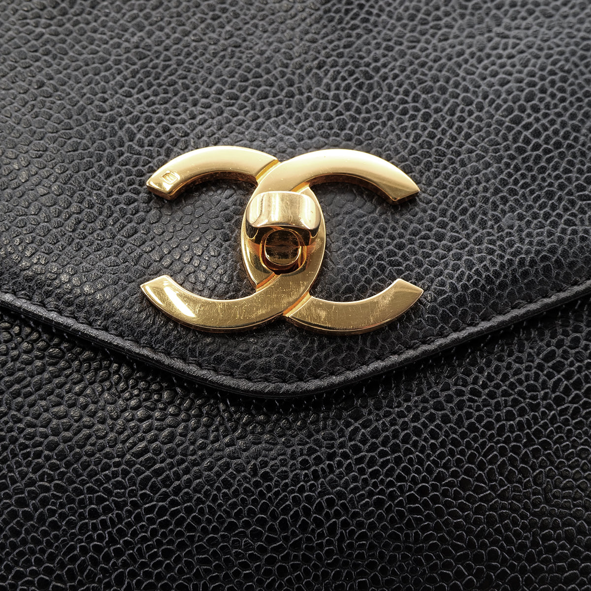 CHANEL VINTAGE TURN LOCK CHAIN TOTE BAG BLACK CAVIAR SKIN 90303016