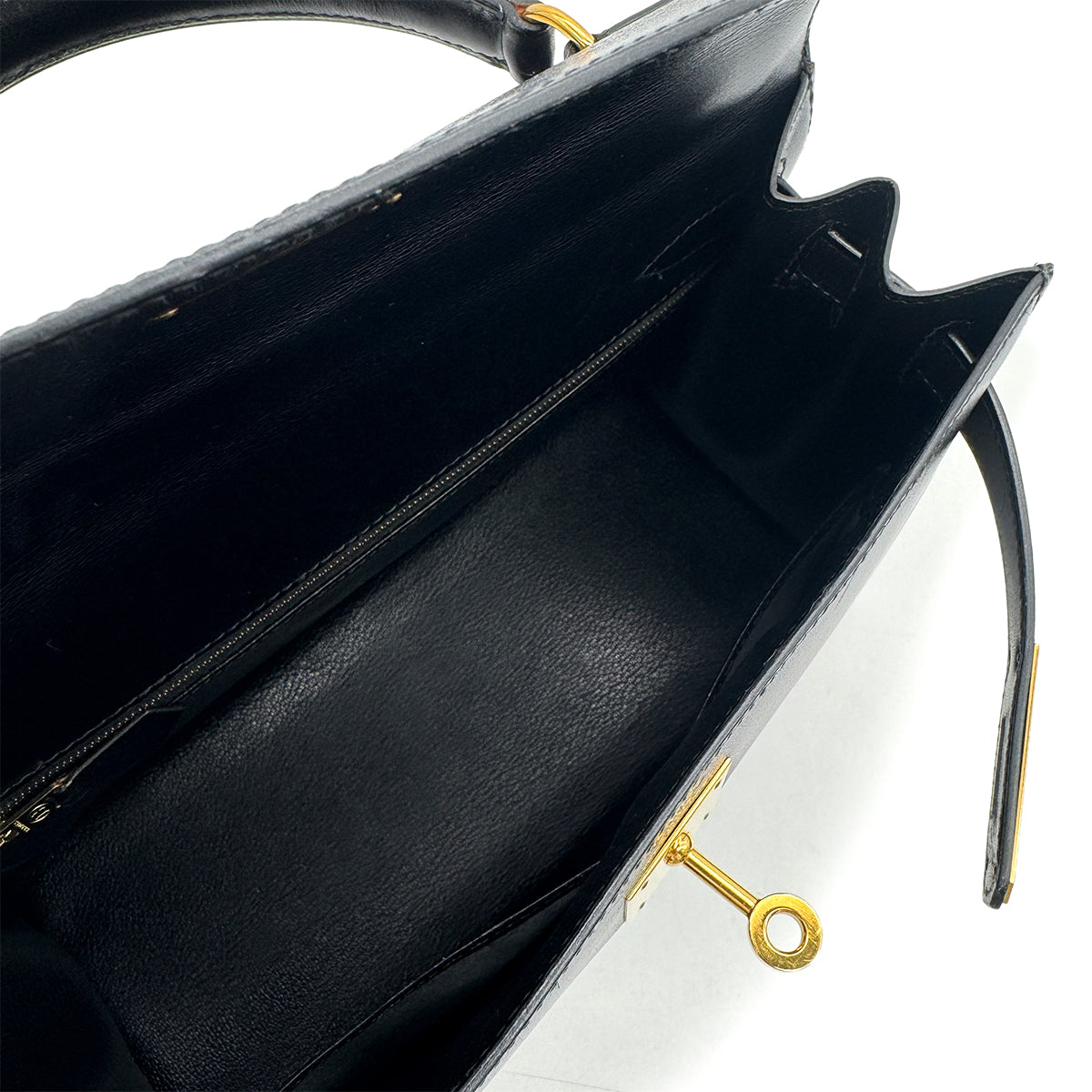 HERMES KELLY 28 SELLIER BLACK BOXCALF HAND SHOULDER BAG 〇X GHW 90304697 - PURPOSE