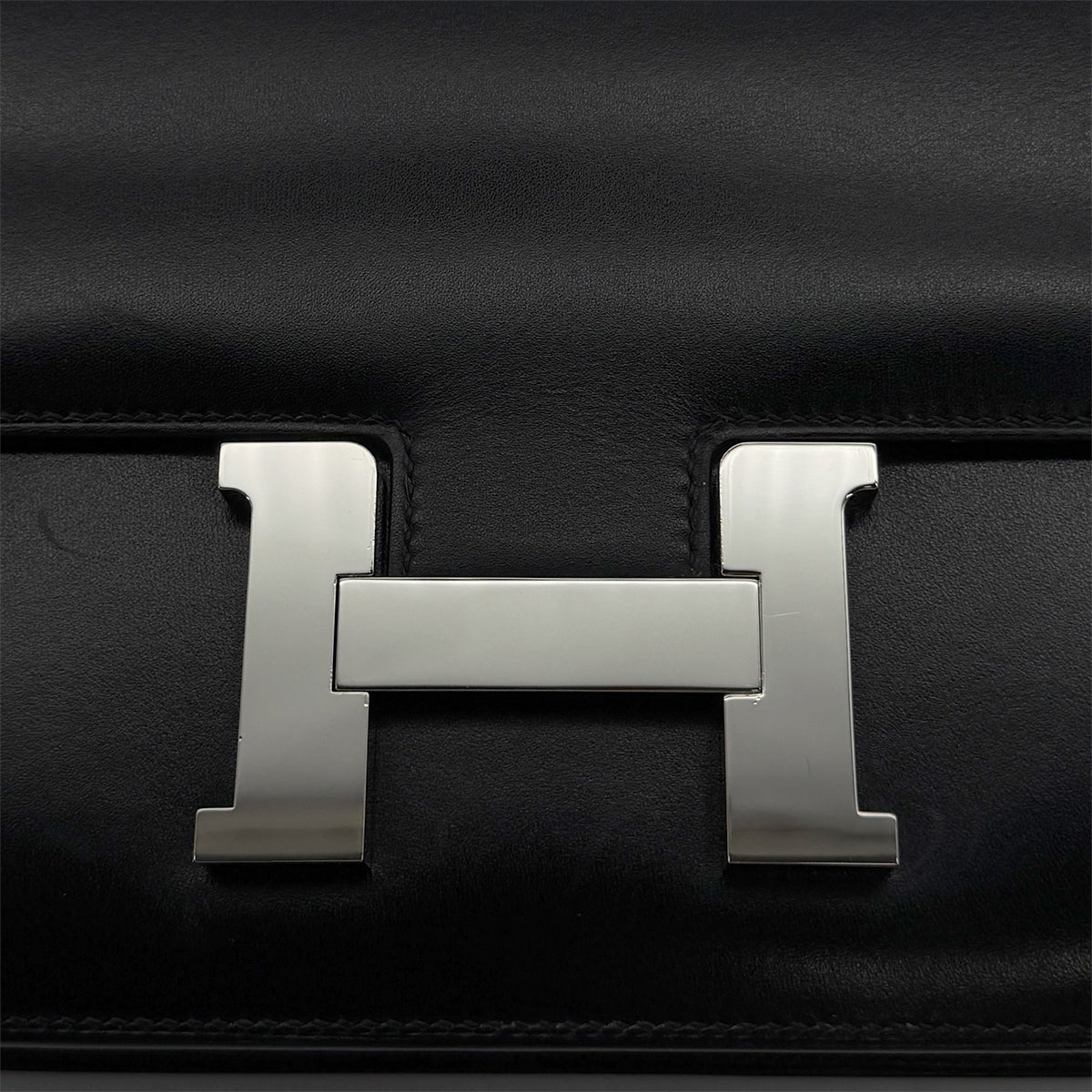 HERMES CONSTANCE 24 BLACK BOXCALF SHOULDER BAG U PHW 90307014