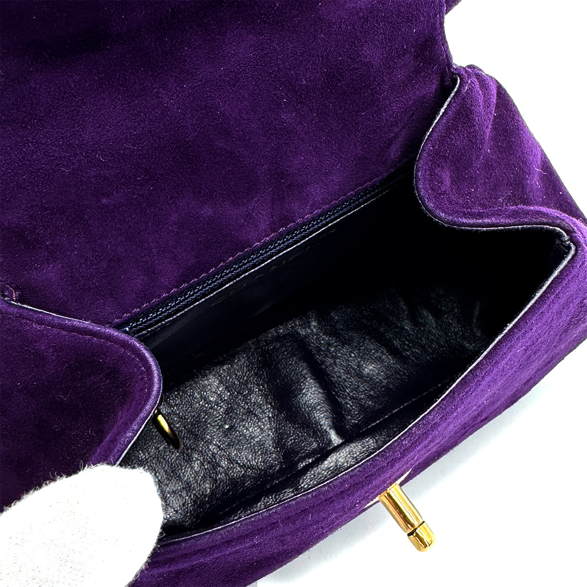 CHANEL VINTAGE TURN LOCK HAND BAG PURPLE SUEDE 90307218