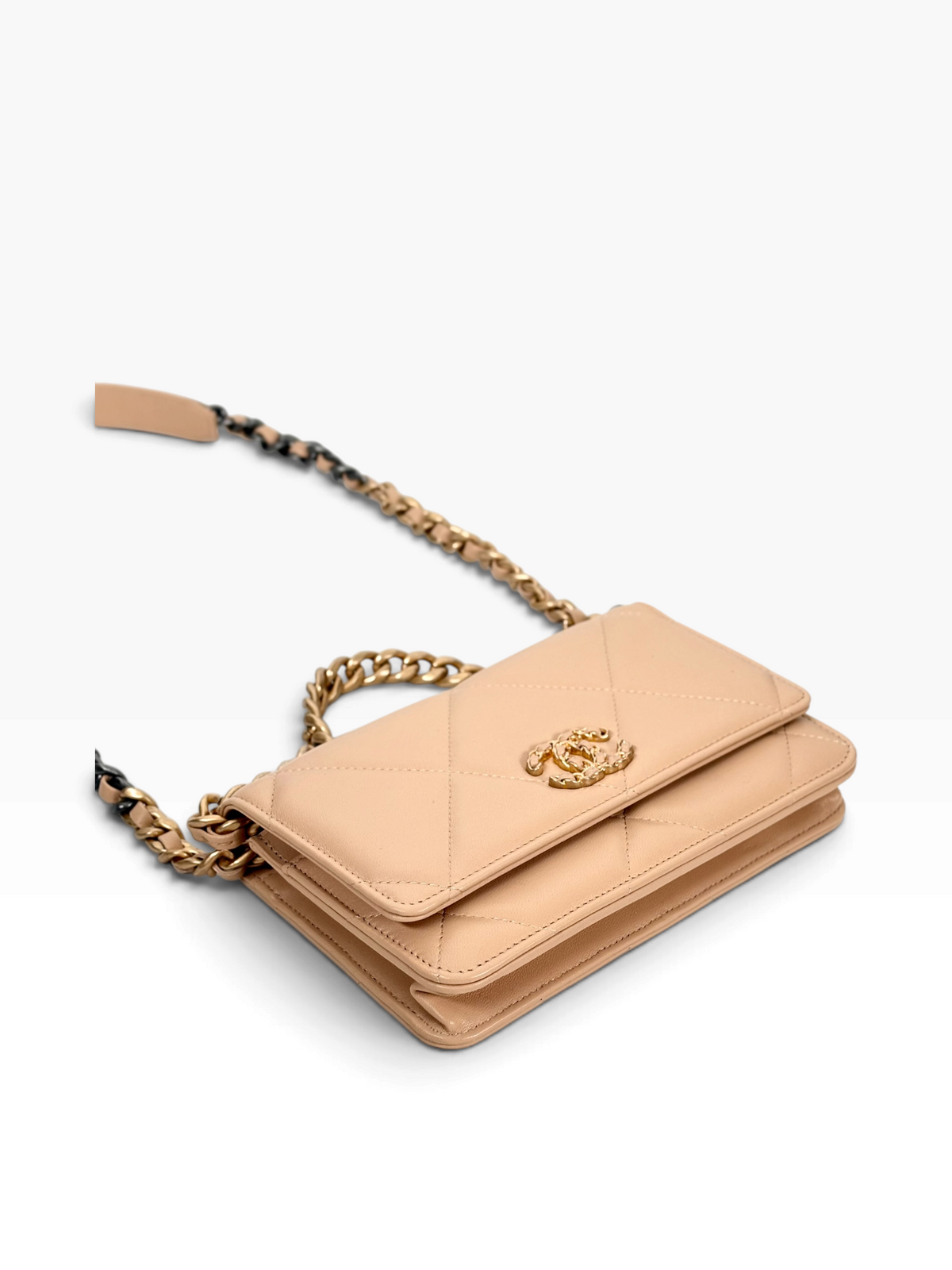 Chanel 19 Beige Wallet On Chain Bag in Lambskin - Full Set