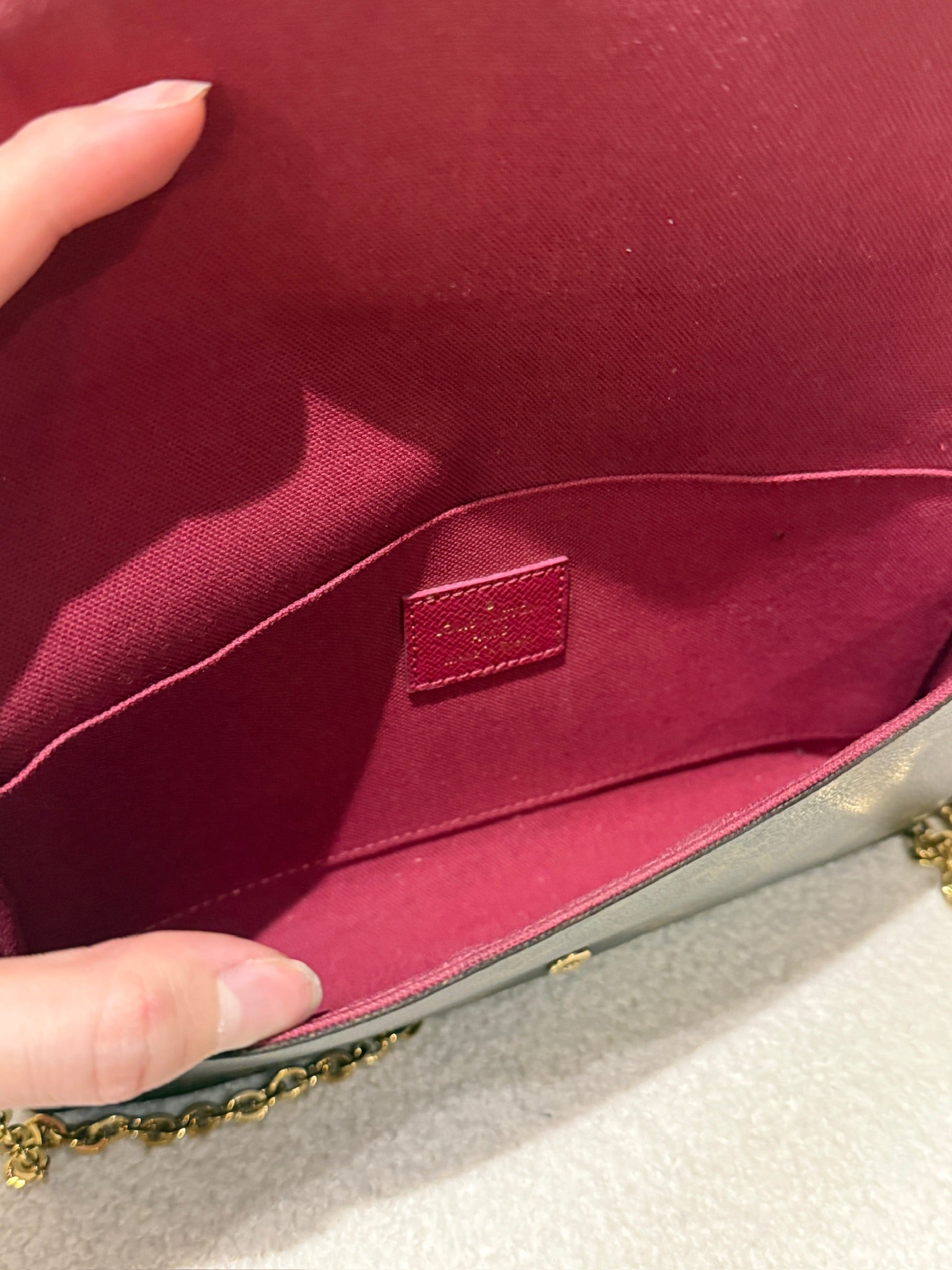 Louis Vuitton Pochette Felicie Monogram - Fuchsia