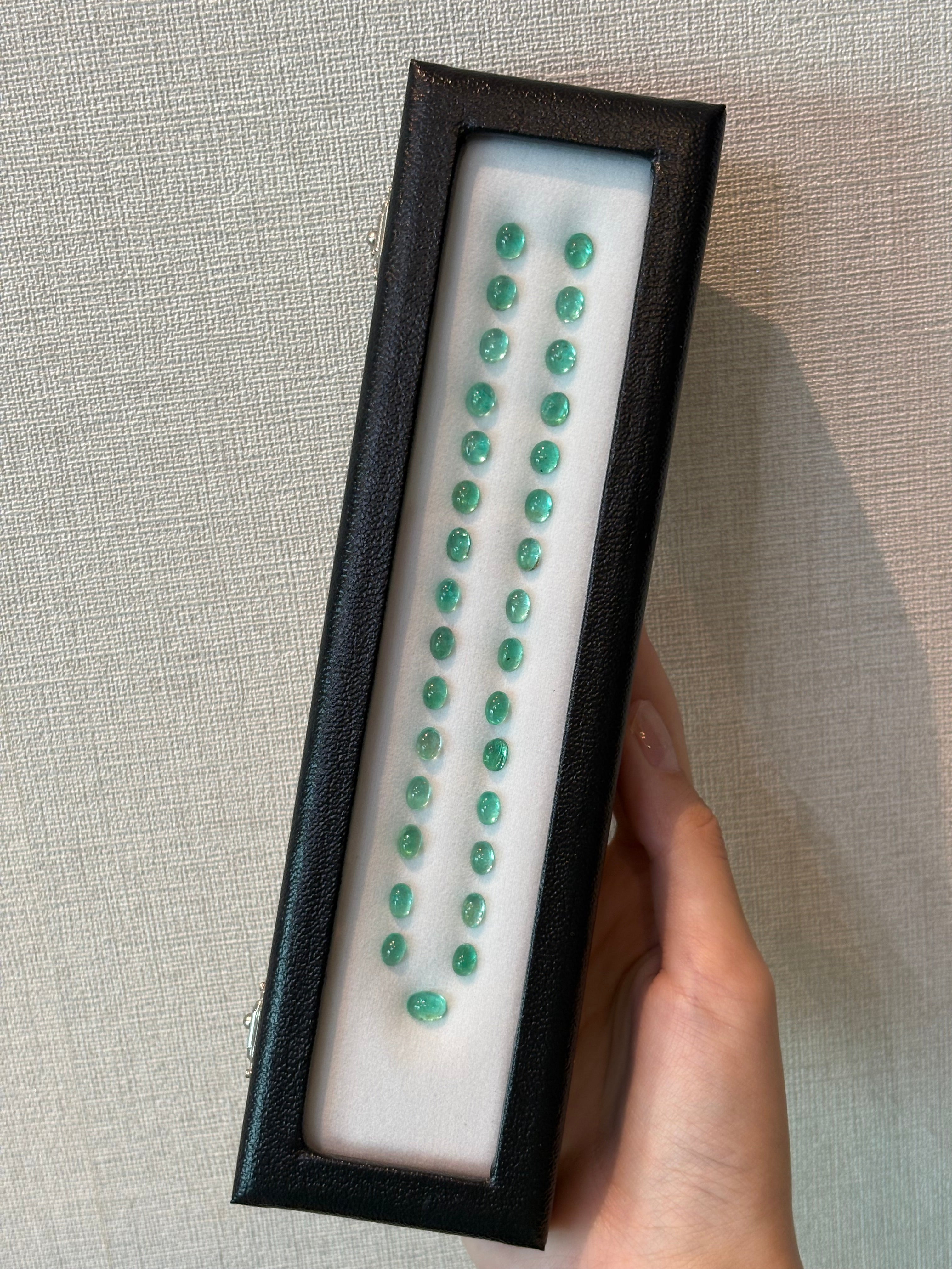 22.00ct Emerald Cabochon Set 31pcs DXBCS4805