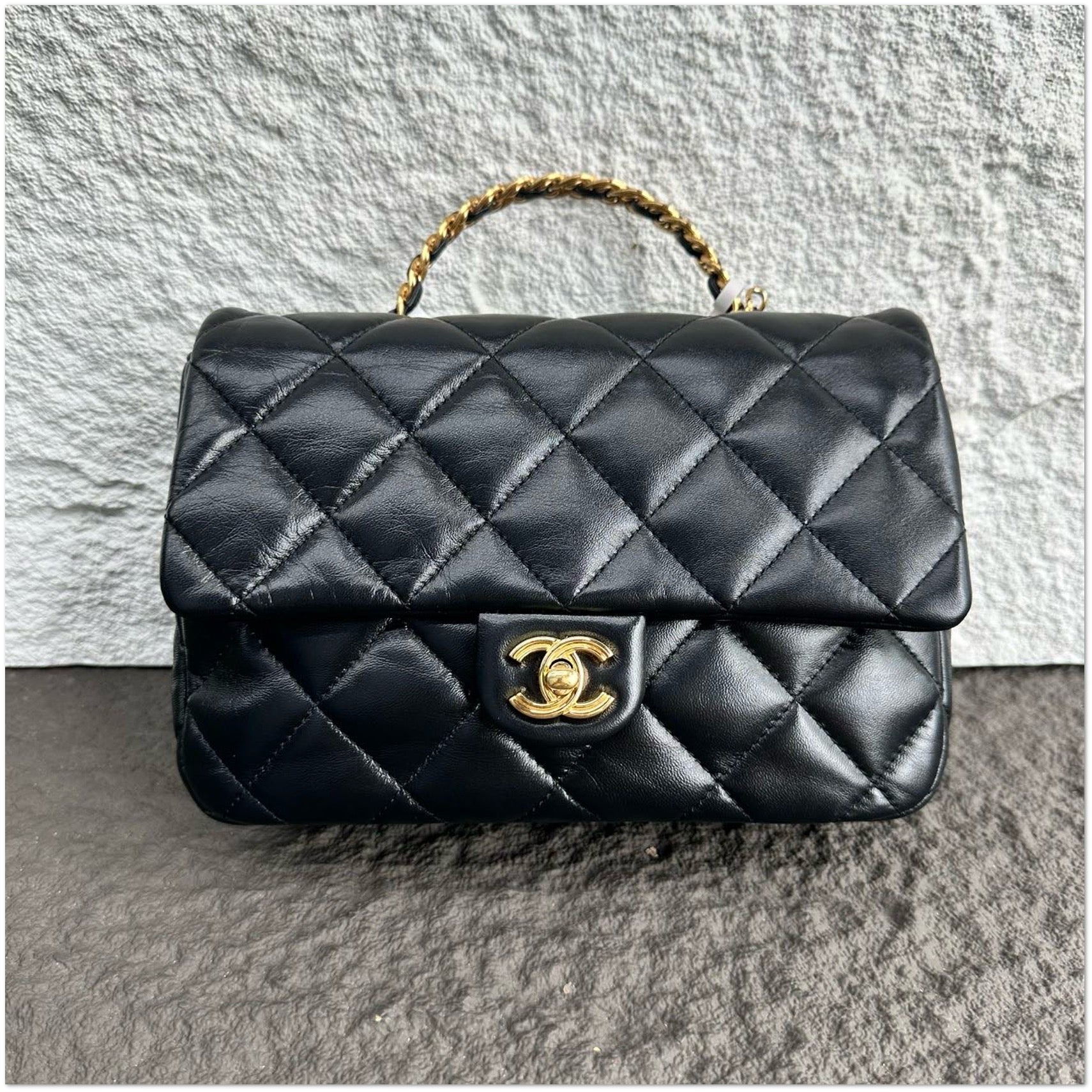 Chanel CF Handbag (Portable Version) C19497534351