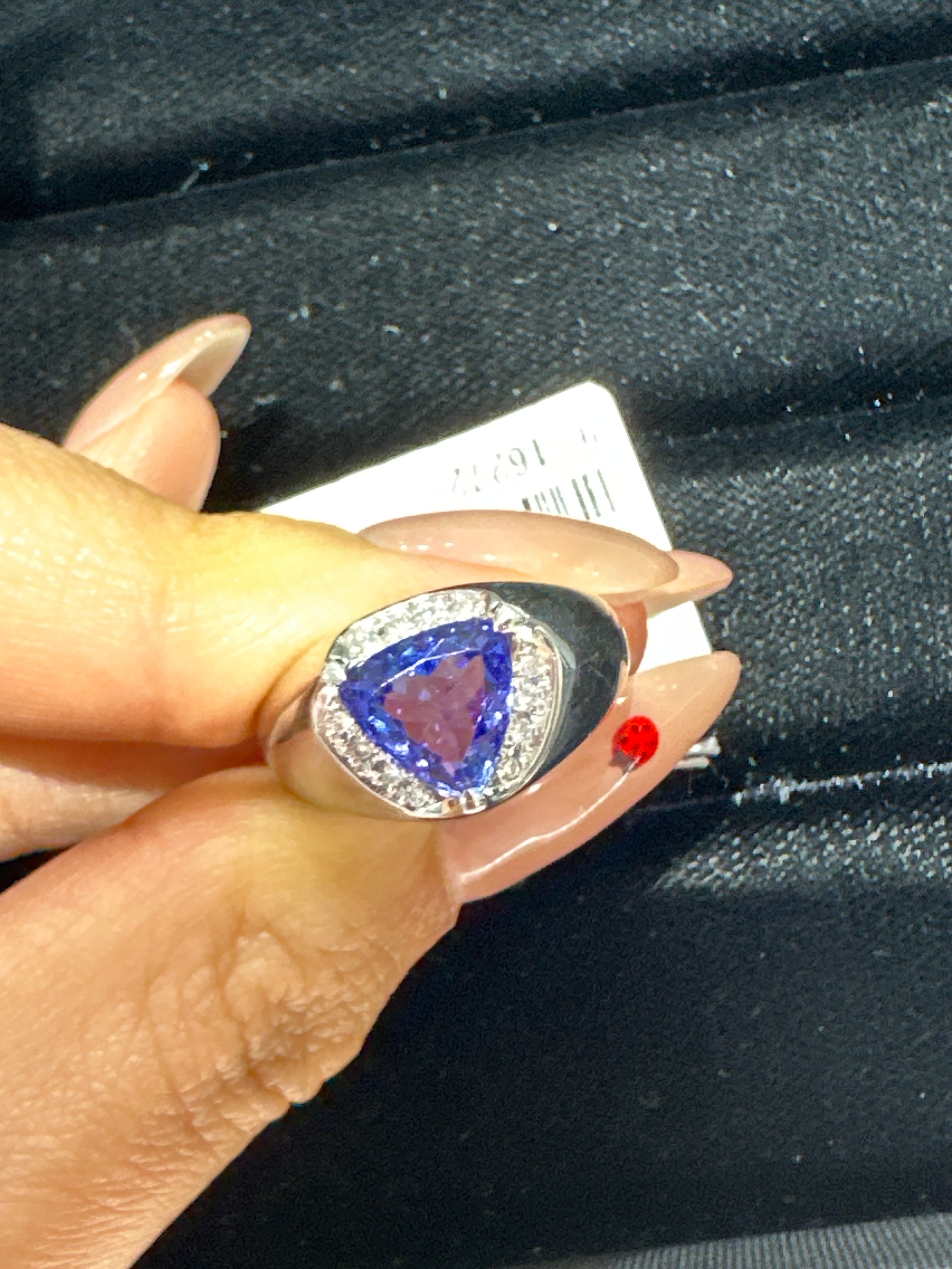 PT900 TANZANITE 2.29 DIA 0.1 26-16272