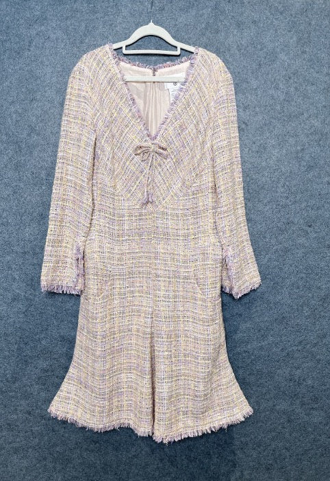 Chanel 2004 Spring/Summer runway dress in peach pink and green cotton-linen tweed. LZ0418C9923