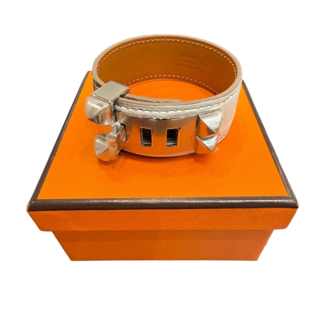 Hermès Collier De Chien 24 Size T2 - W Stamp