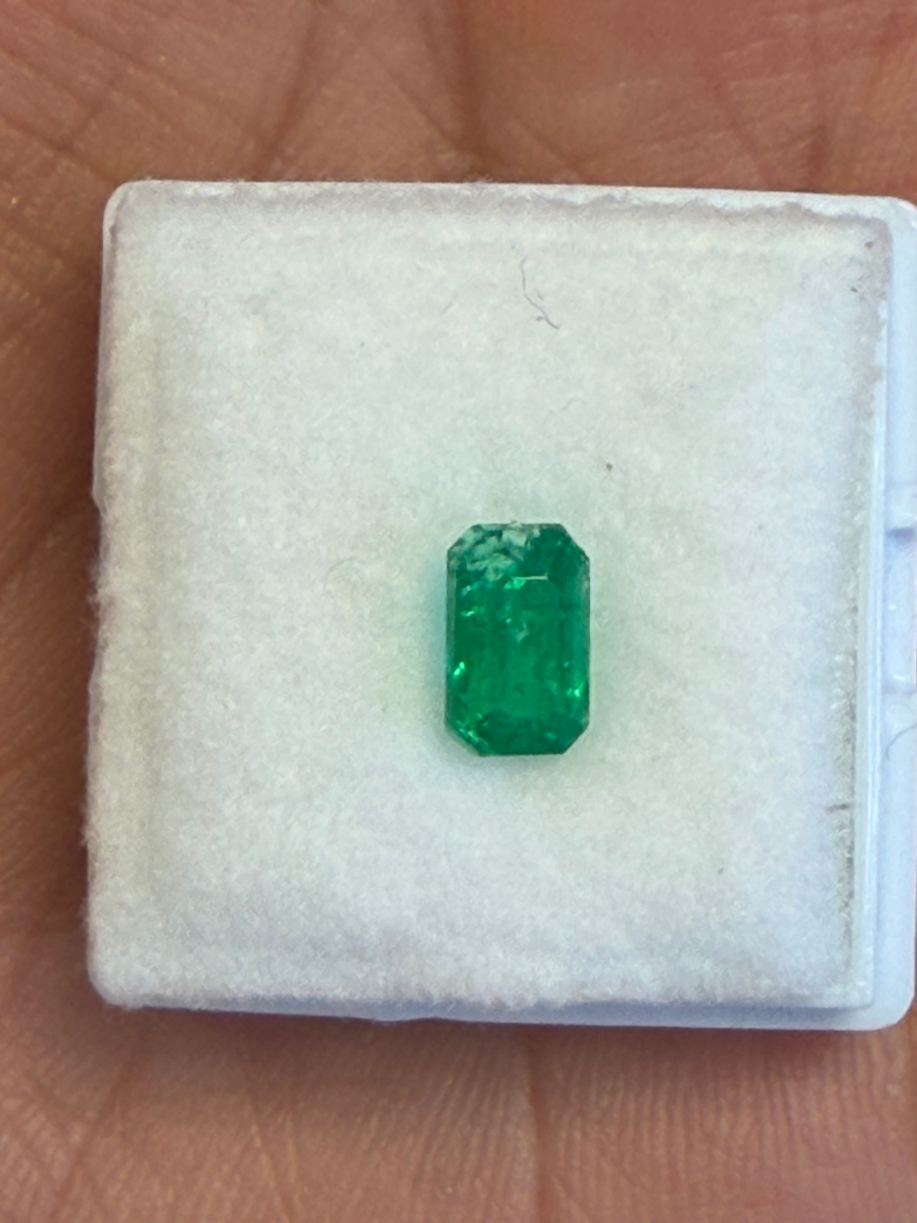 NIKOS21 Columbian Emerald 1.05ct