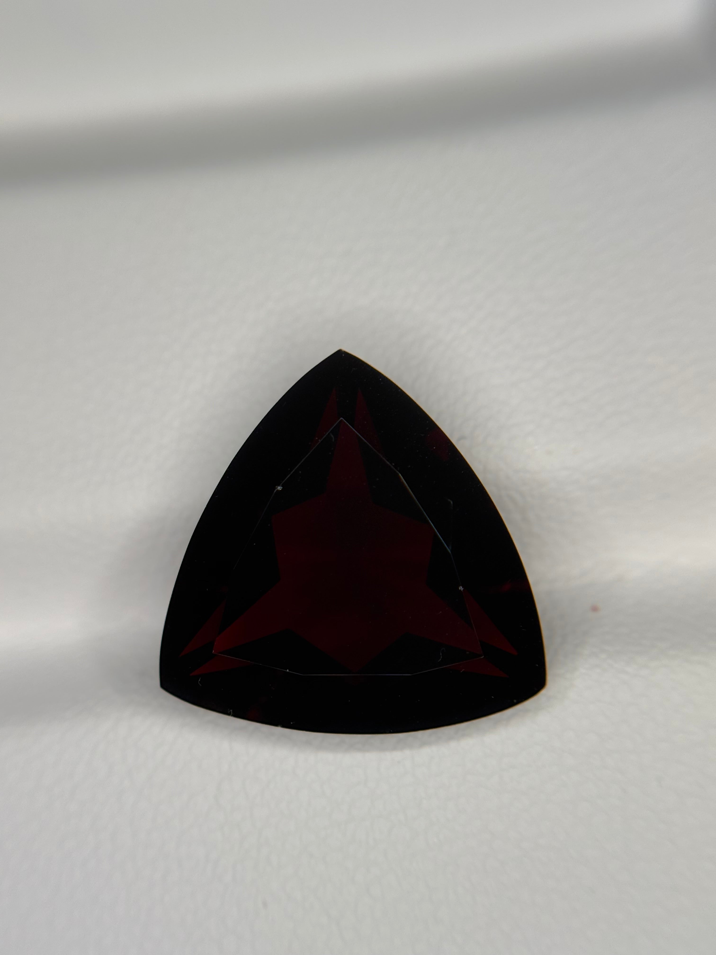 16.20ct Red Garnet Trillion  THAIC0640