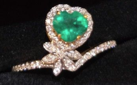 0.50ct Colombia Emerald Ring with natural diamonds in 18K gold SKH1112