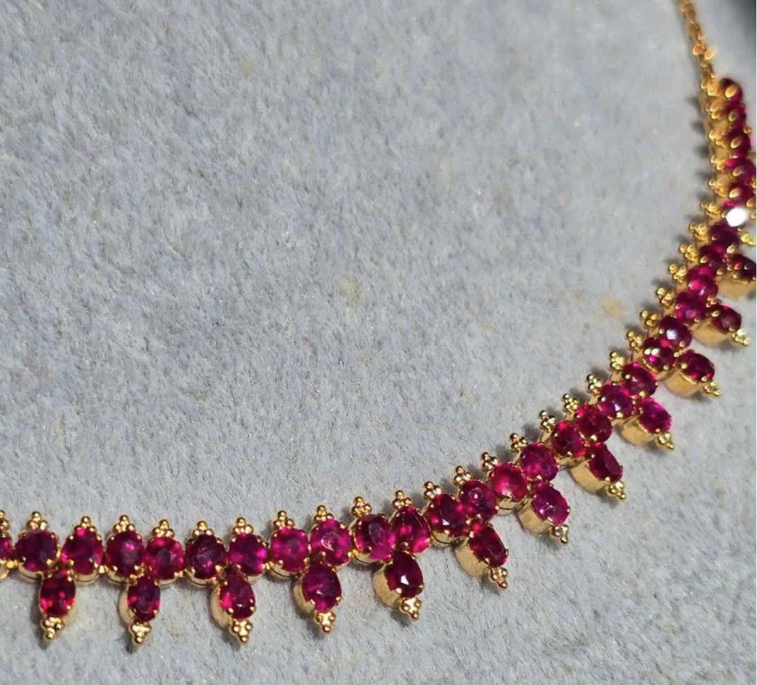 9.5ct Unheated Burma Ruby Necklace in 18K gold setting SKH1108