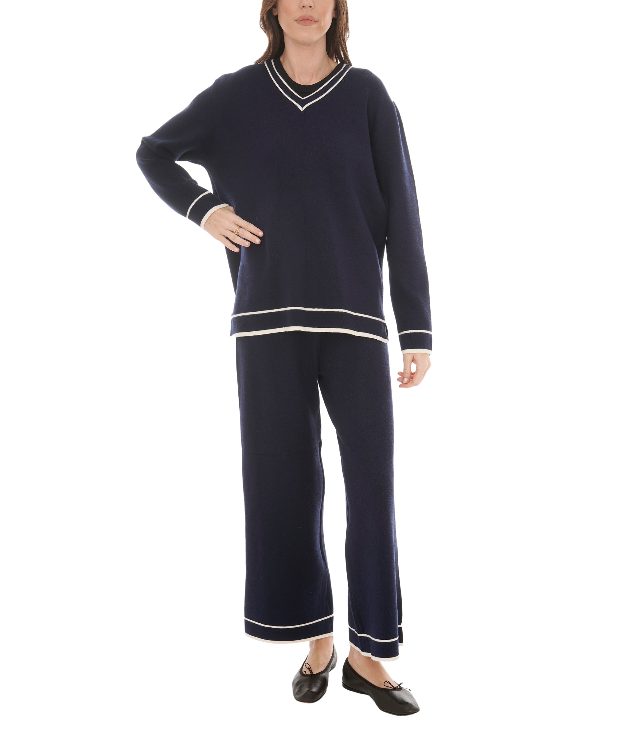 V Neck Striped Cream  Navy Lounge set XL AKC0118