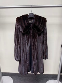 RANCH MINK SHORT COAT WITH LARGE PLEATED COLLAR Custom Black Zuki Silkl