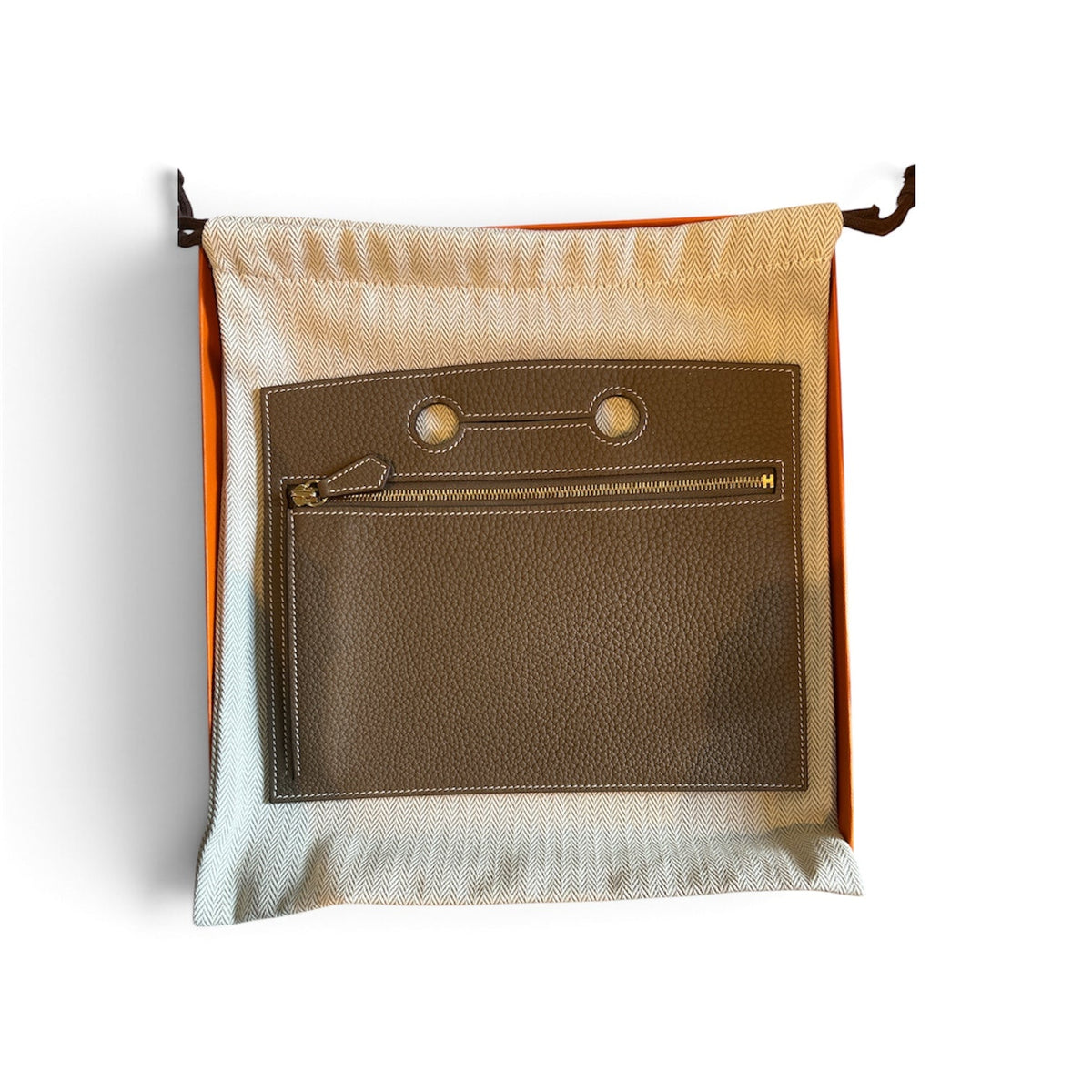 Hermes Pochette Backpocket 25 in Etoupe Togo with GHW