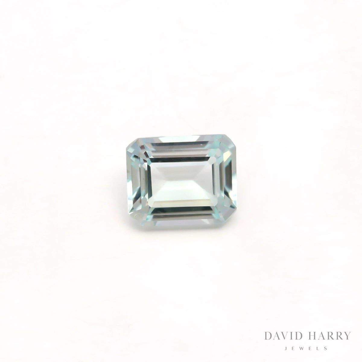 4.18ct Blue Aquamarine