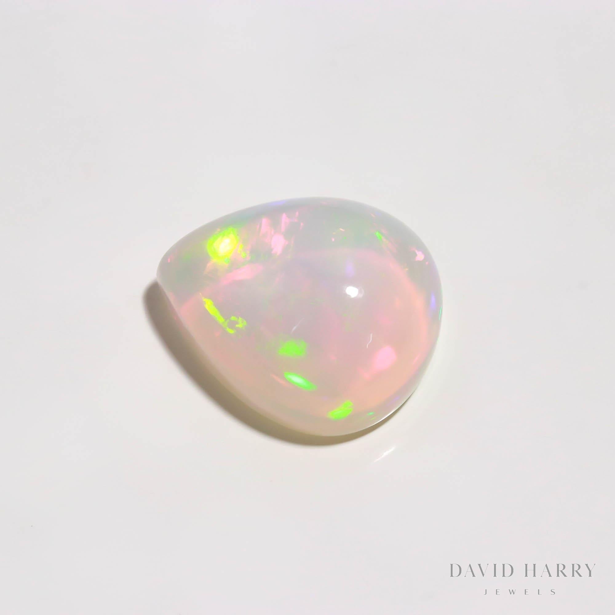 5.71ct White Opal