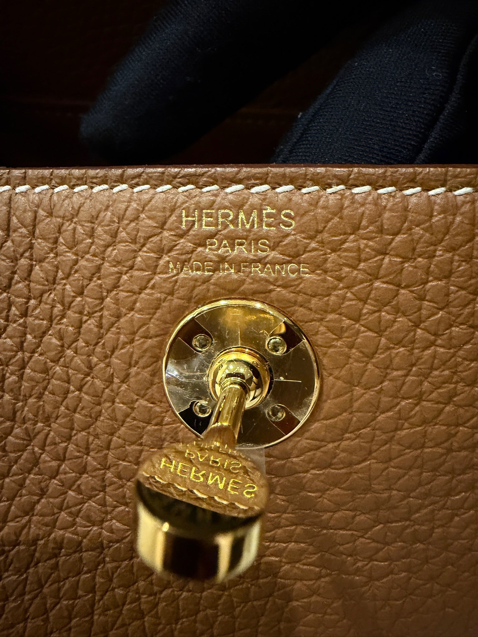 Hermès Mini Lindy 20 Gold GHW