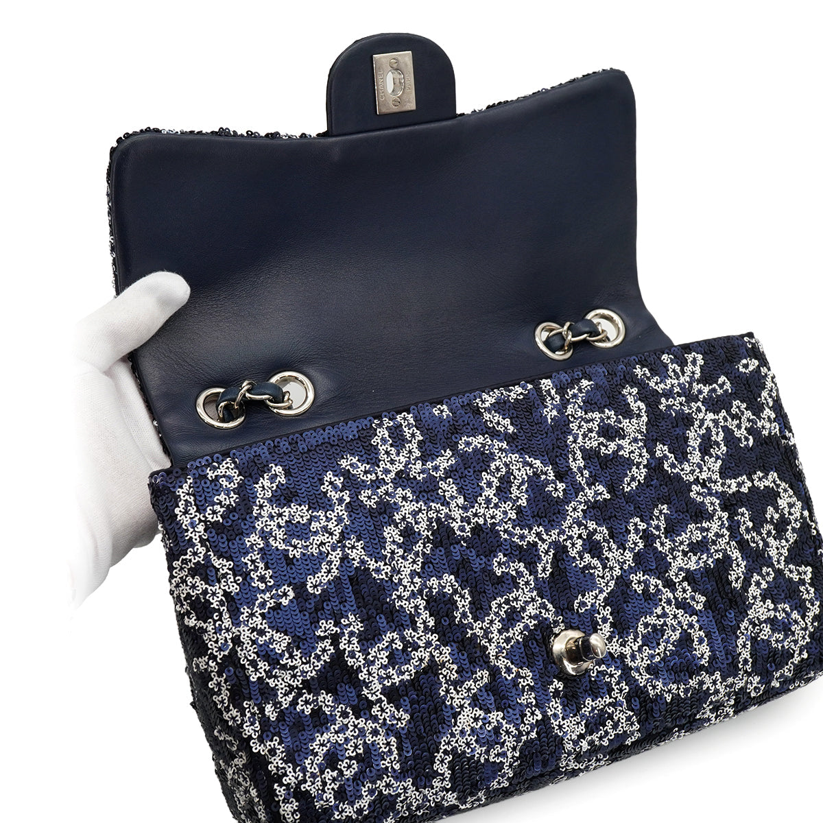 CHANEL COCOMARK CHAIN SHOULDER BAG NAVY WHITE SEQUINS LEATHER SILVER HARDWARE 90334159