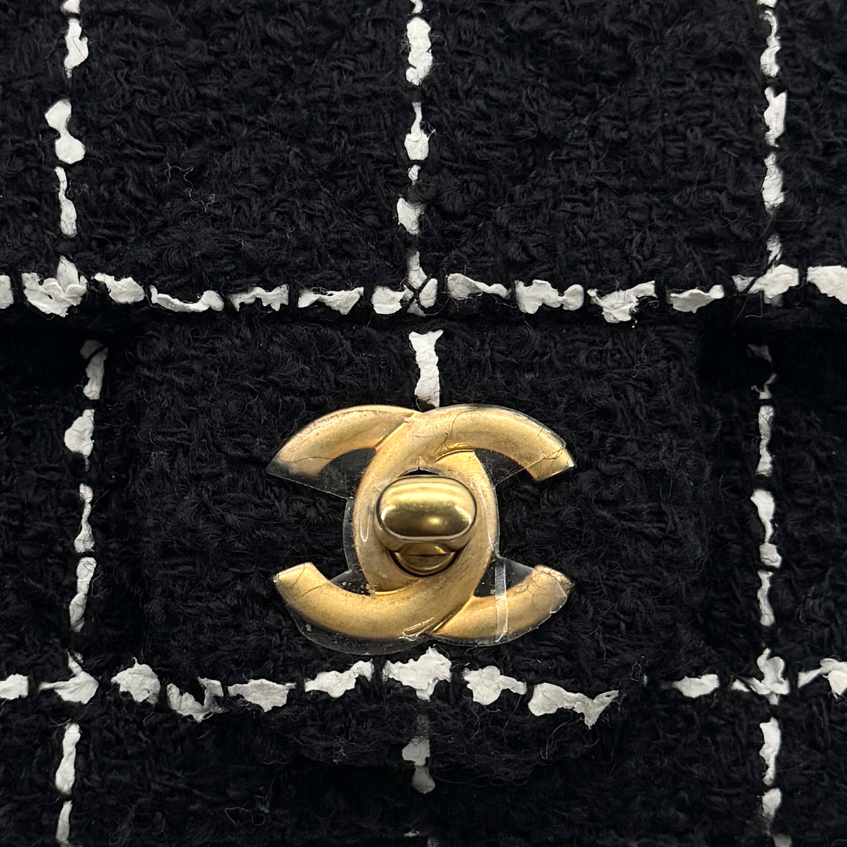 CHANEL COCO BALL MINI MATELASSE CHAIN SHOULDER BAG BLACK WHITE TWEED GOLD HARDWARE 90318755