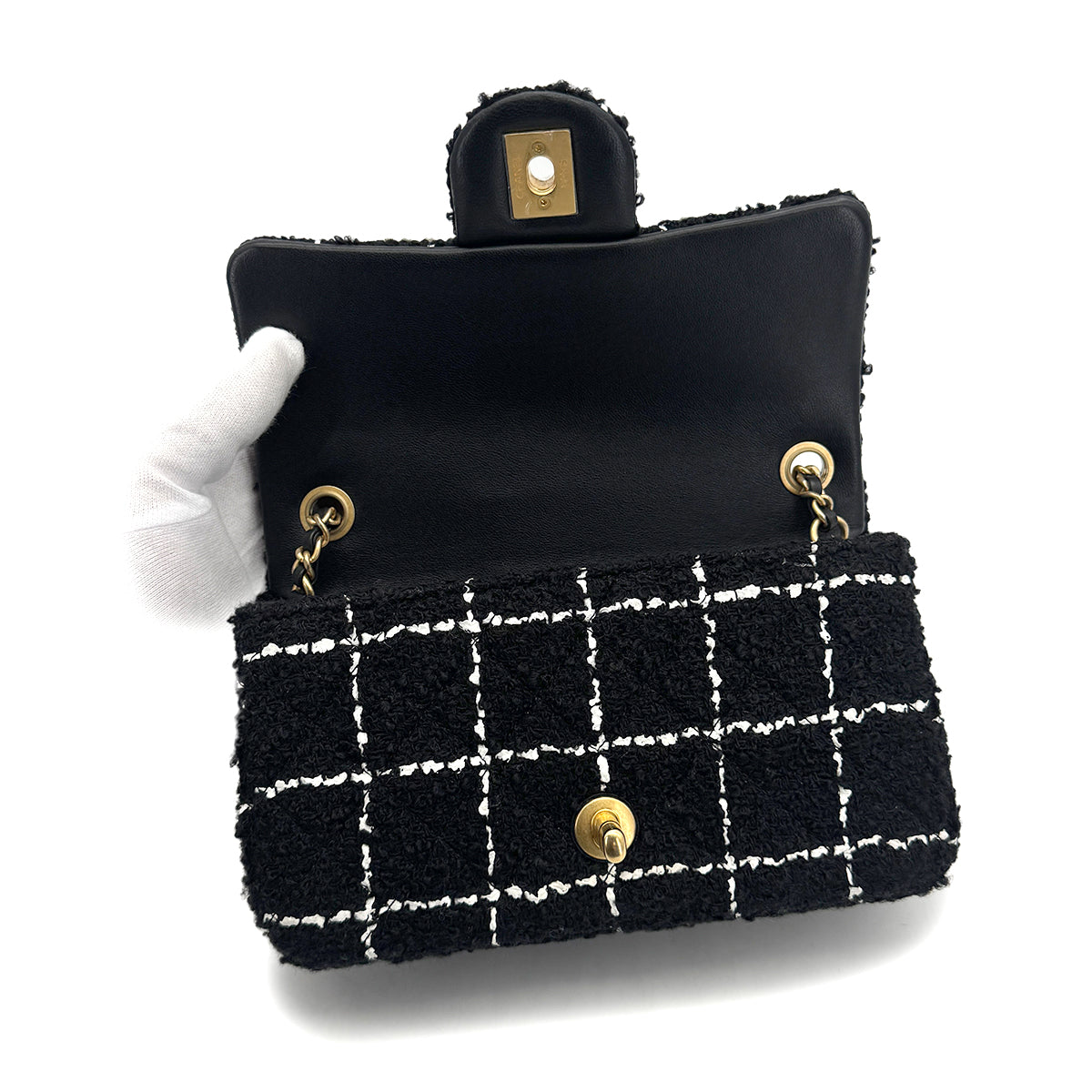CHANEL COCO BALL MINI MATELASSE CHAIN SHOULDER BAG BLACK WHITE TWEED GOLD HARDWARE 90318755