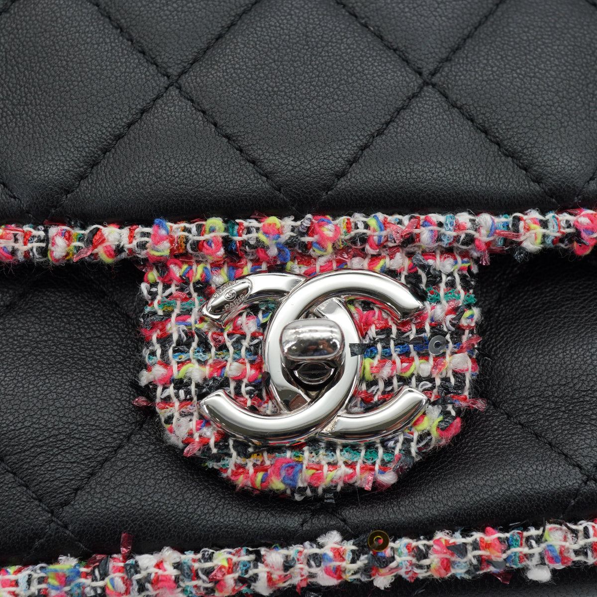 CHANEL MATELASSE CHAIN SHOULDER BAG LEATHER TWEED BLACK SILVER HARDWARE 90328927