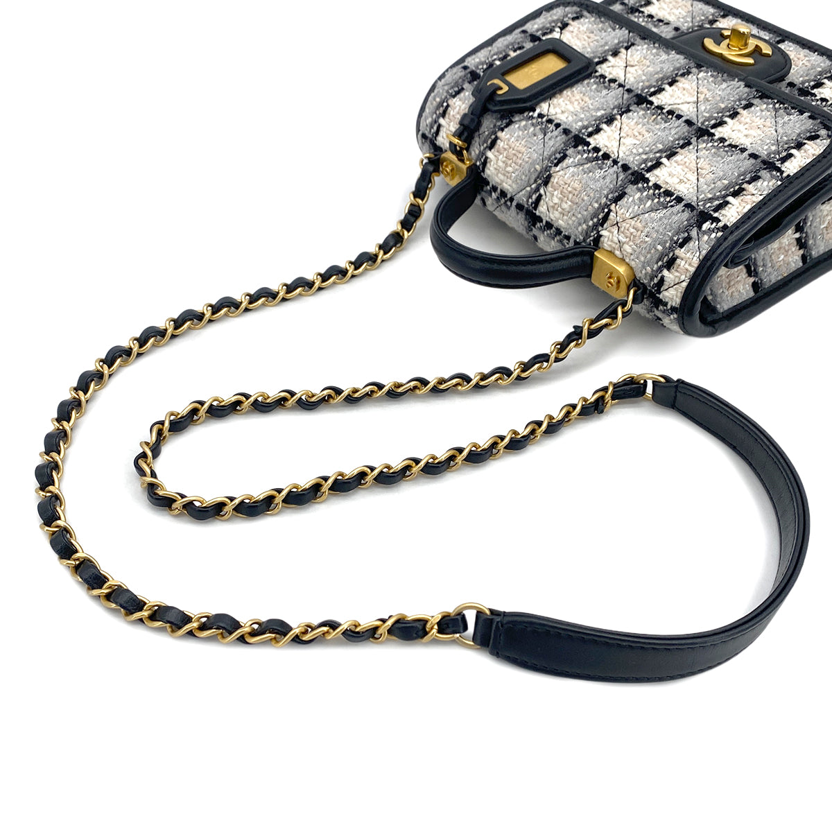 CHANEL MATELASSE TWEED CHAIN HAND SHOULDER BAG BEIGE BLACK GOLD HARDWARE 90324760