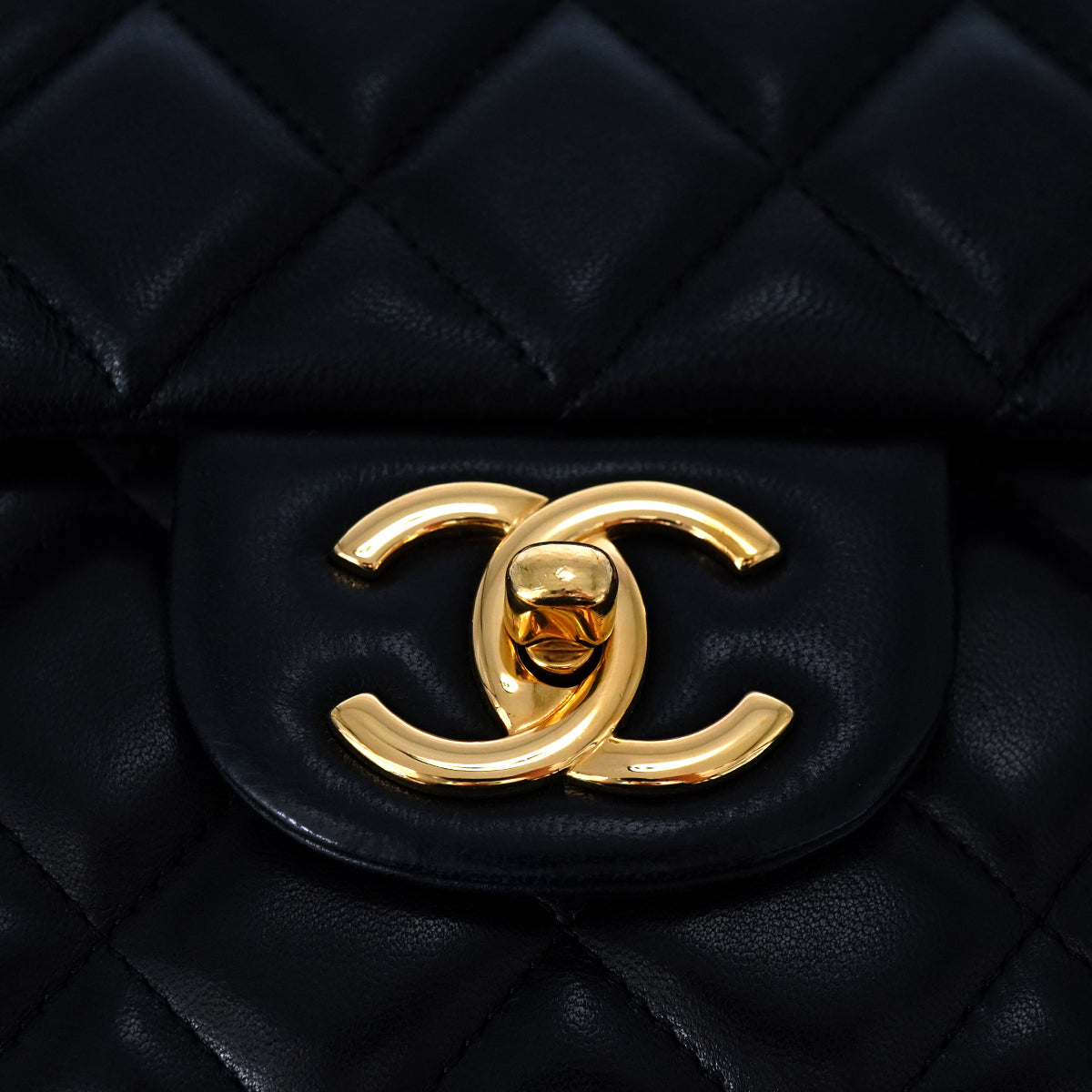 CHANEL MAXI MATELASSE 34 CHAIN SHOULDER BAG BLACK LAMB SKIN GOLD HARDWARE 90346099