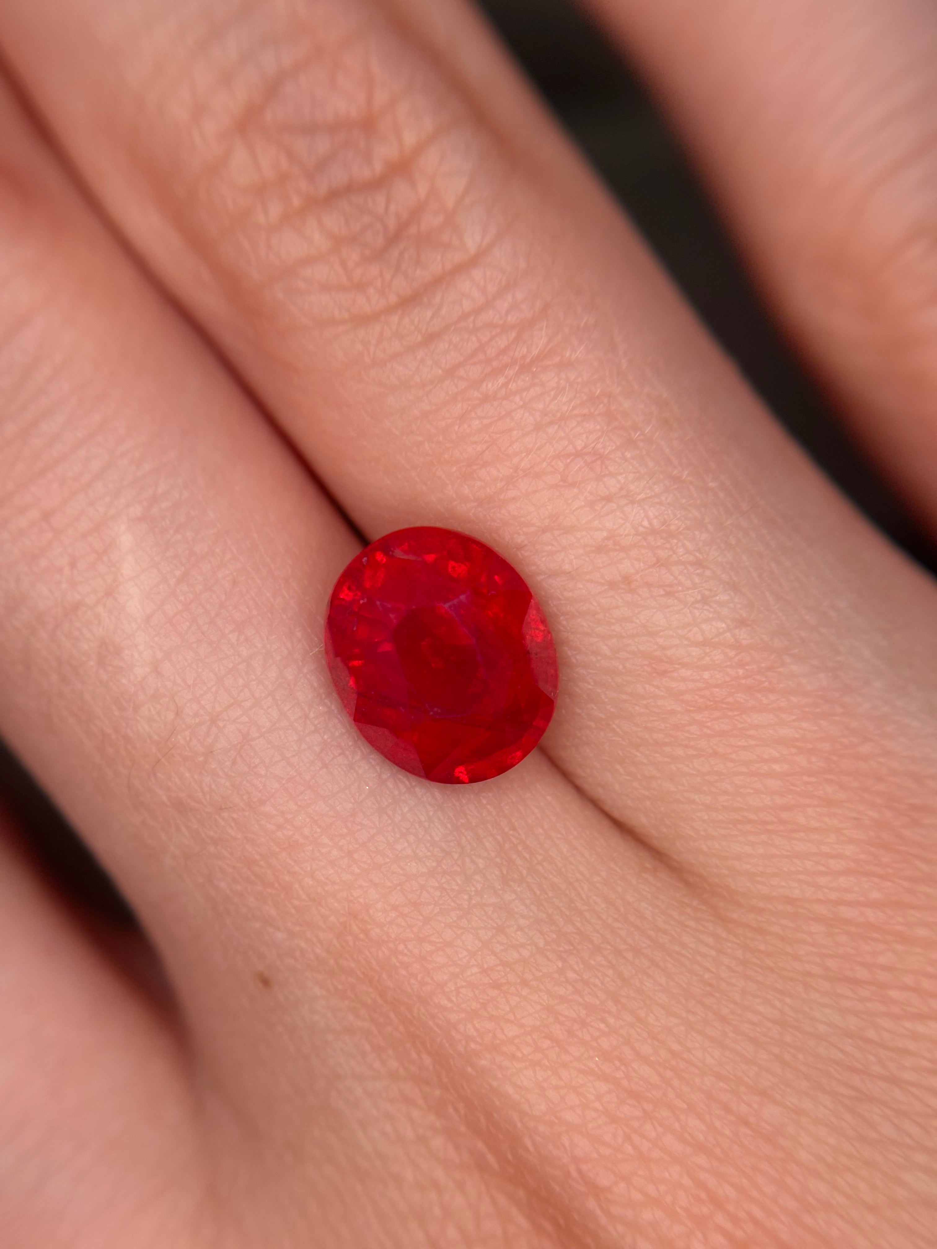 3.03ct Vivid Spinel Mahenge with certificate DXBCS5748