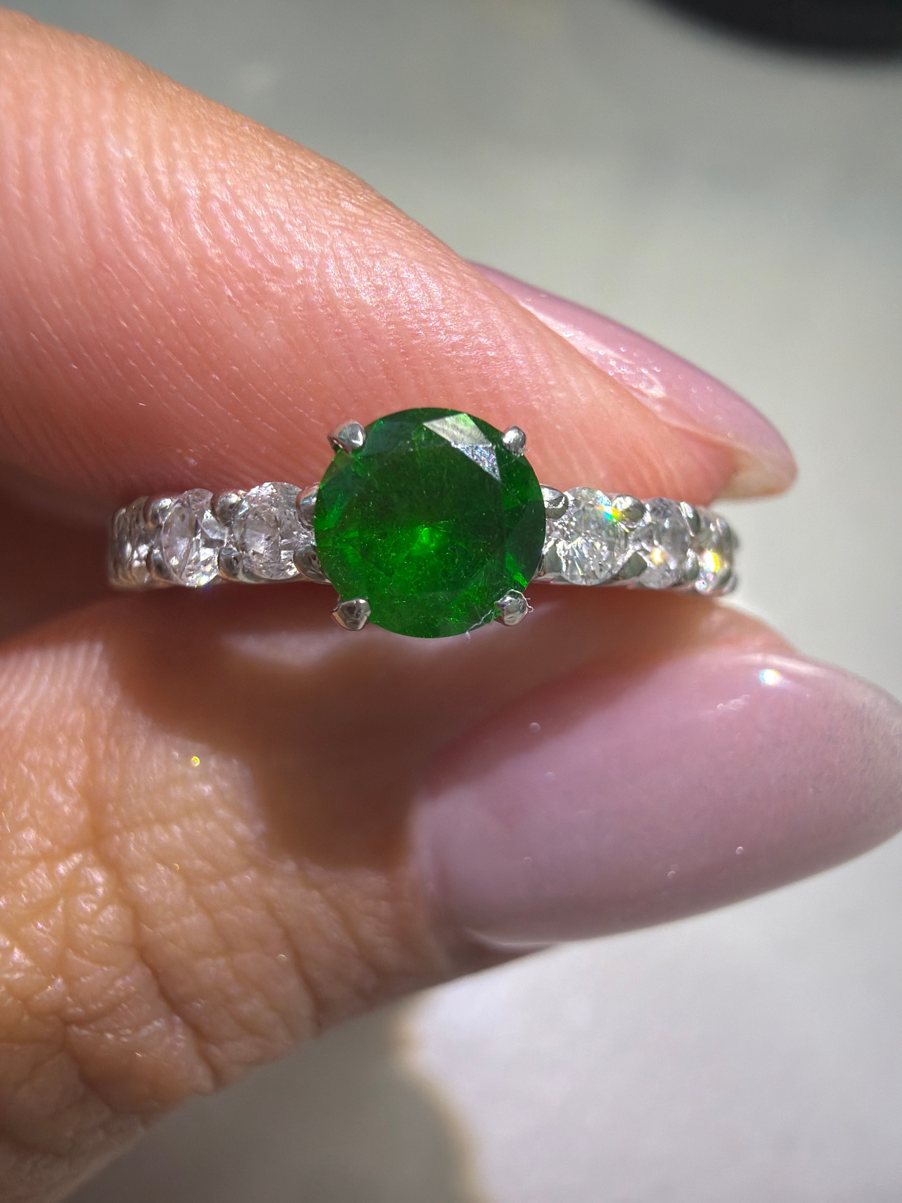 Demantoid Garnet Ring in Pt900 / DG0.65ct / D1ct 2401 JJC0631